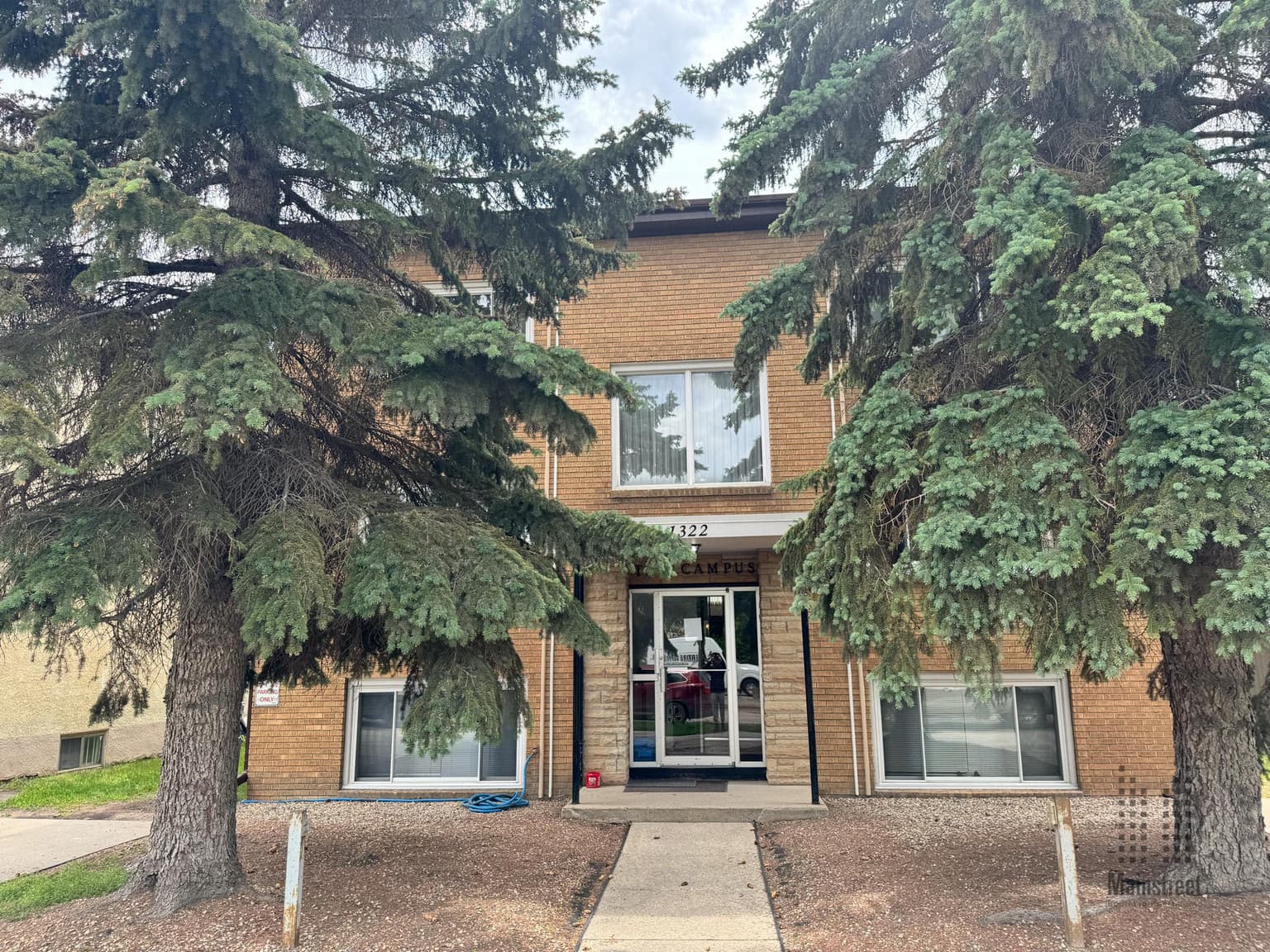 University Commons Apartments — Bachelor