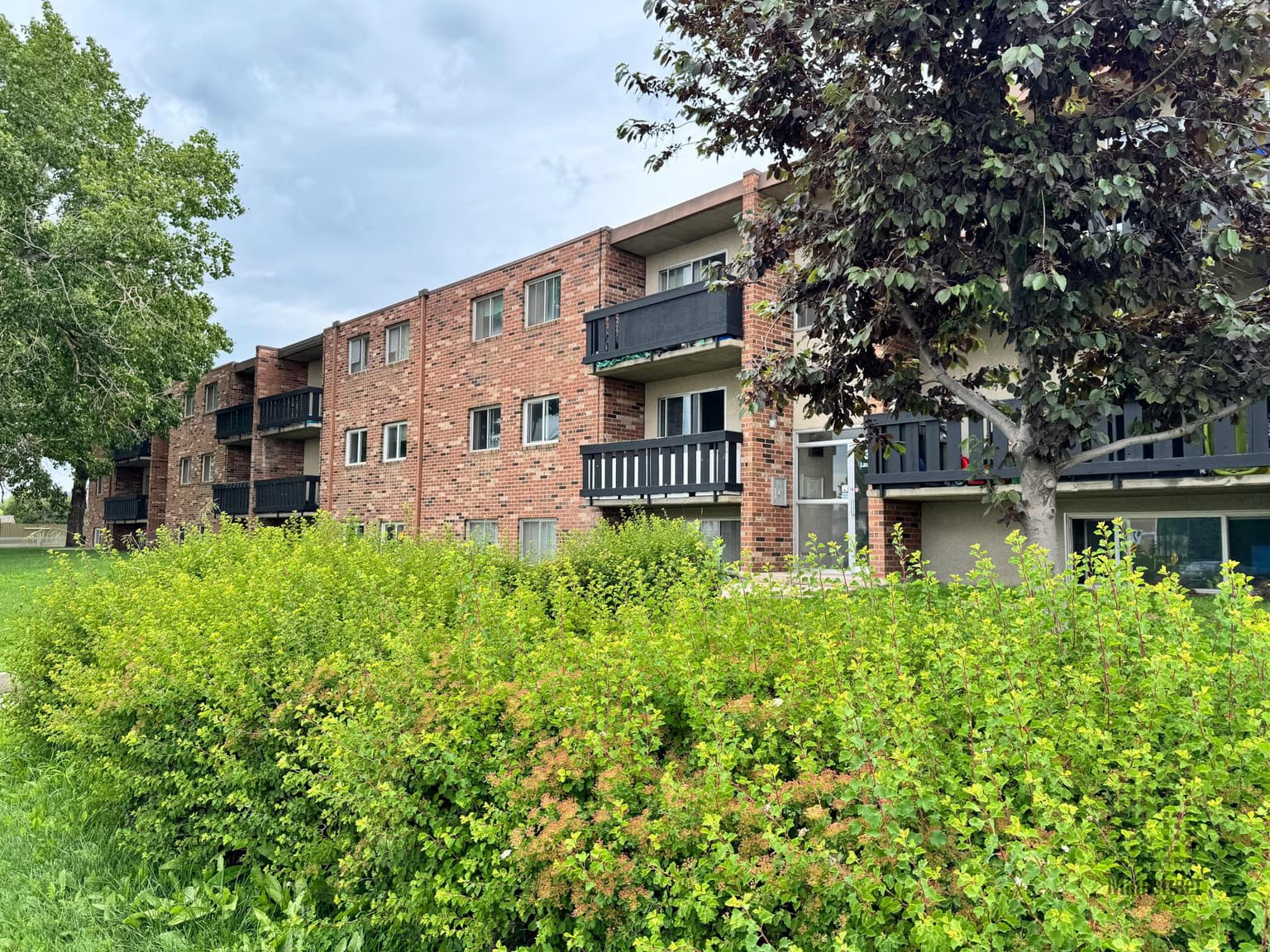 Confederation Park Apartments I & II — 2 Bedroom