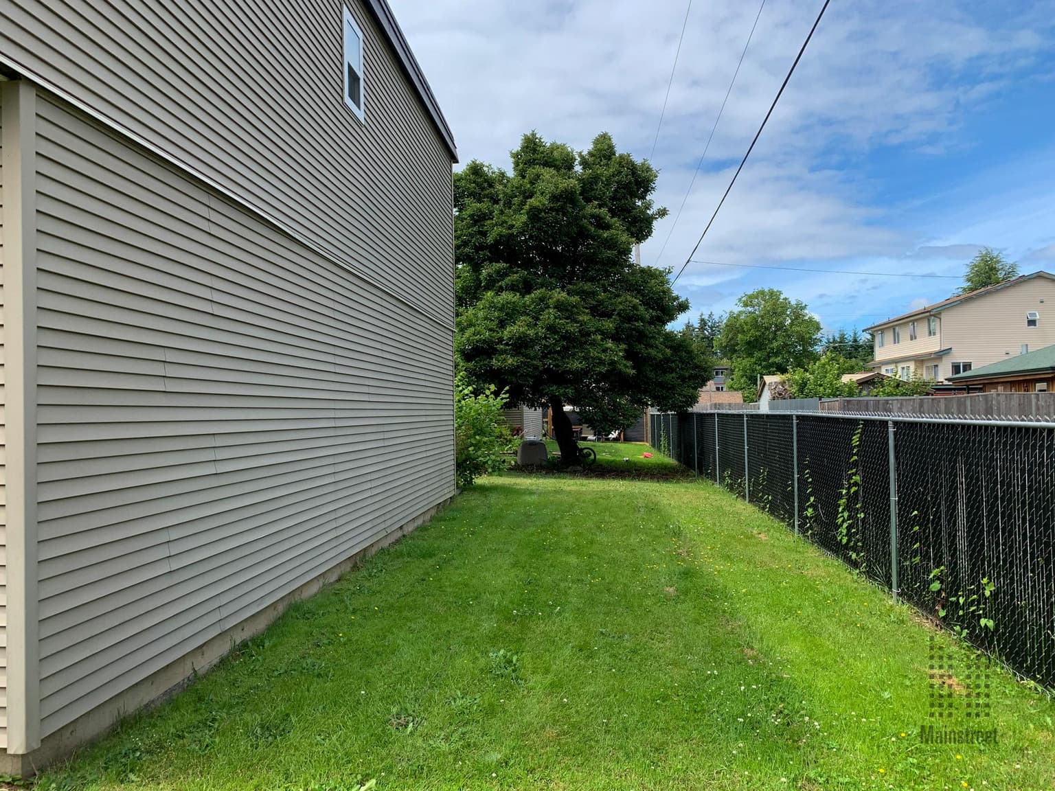 Mainstreet Garden Townhomes — 4 Bedroom - Photo 4
