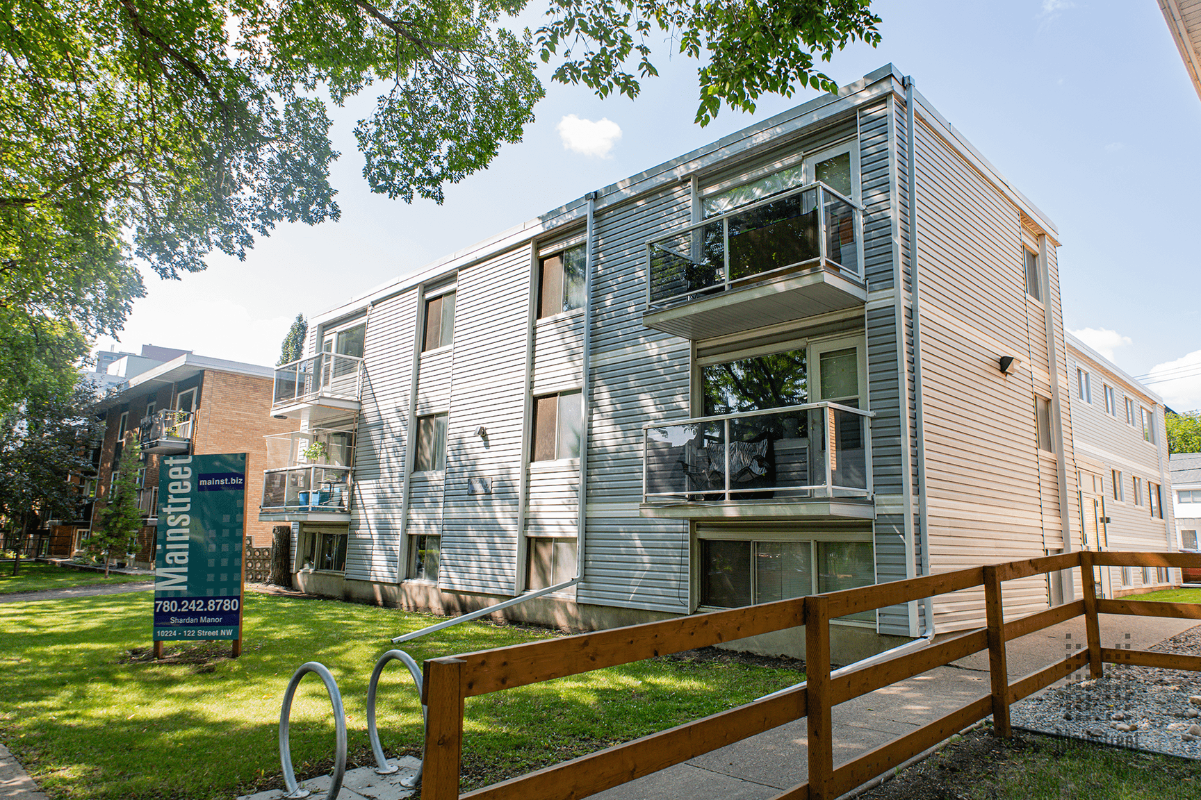 Shardan Manor — 2 bedroom - Photo 13