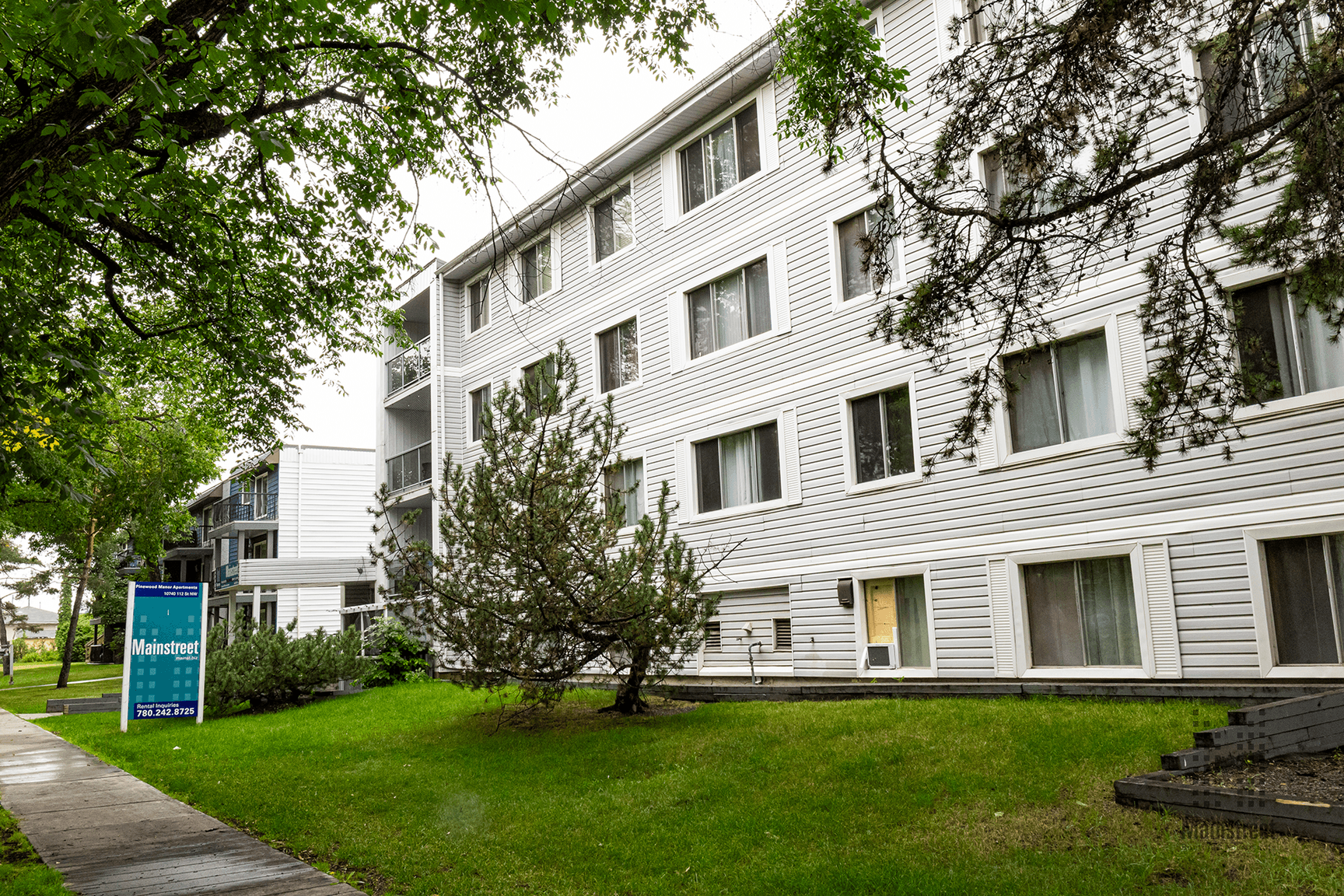 Pinewood Manor Apartments — Bachelor