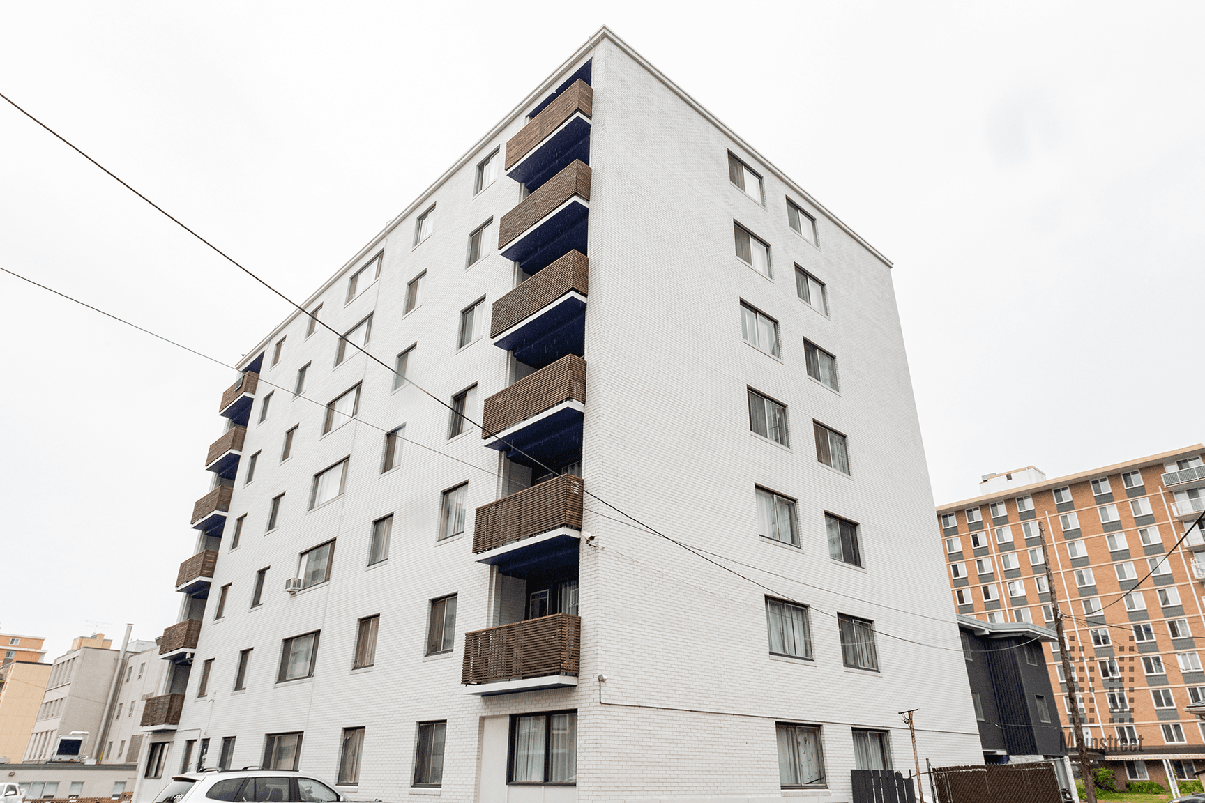 Downtown Edmonton Apartments — Bachelor - Photo 12