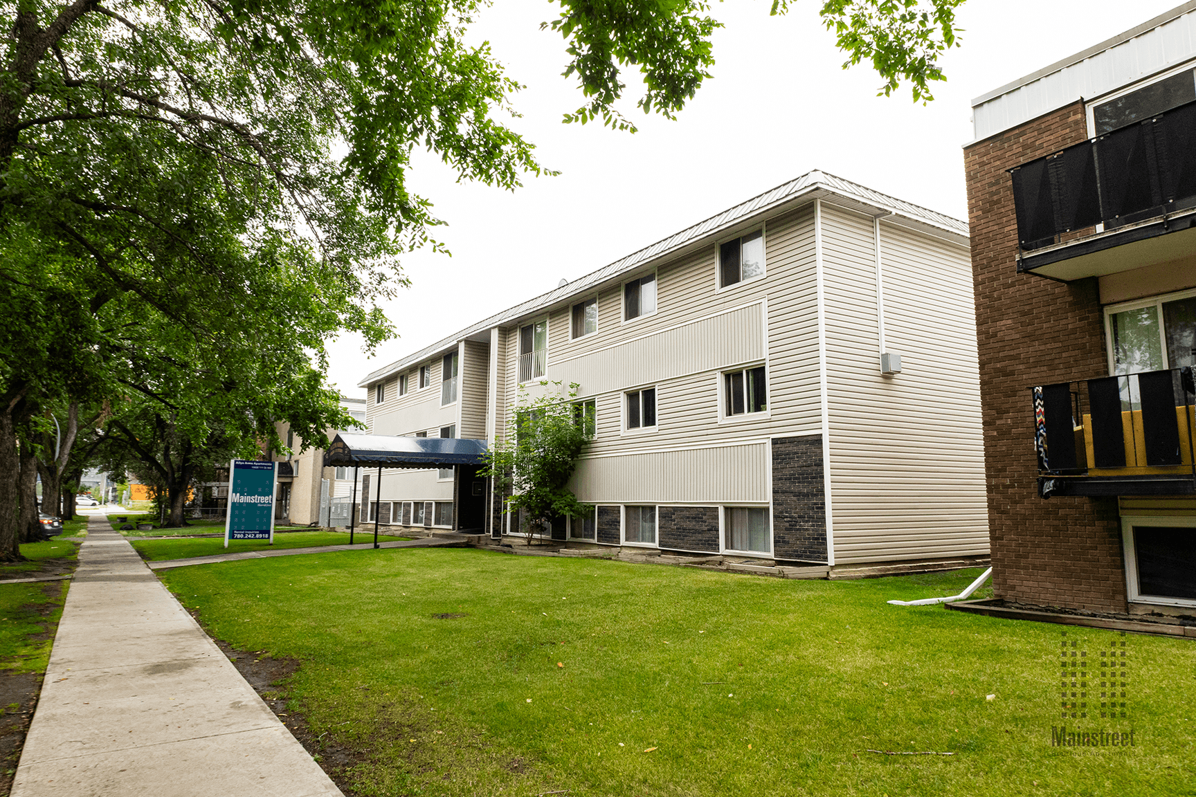 Allyn Arms Apartments — 1 Bedroom - Photo 2
