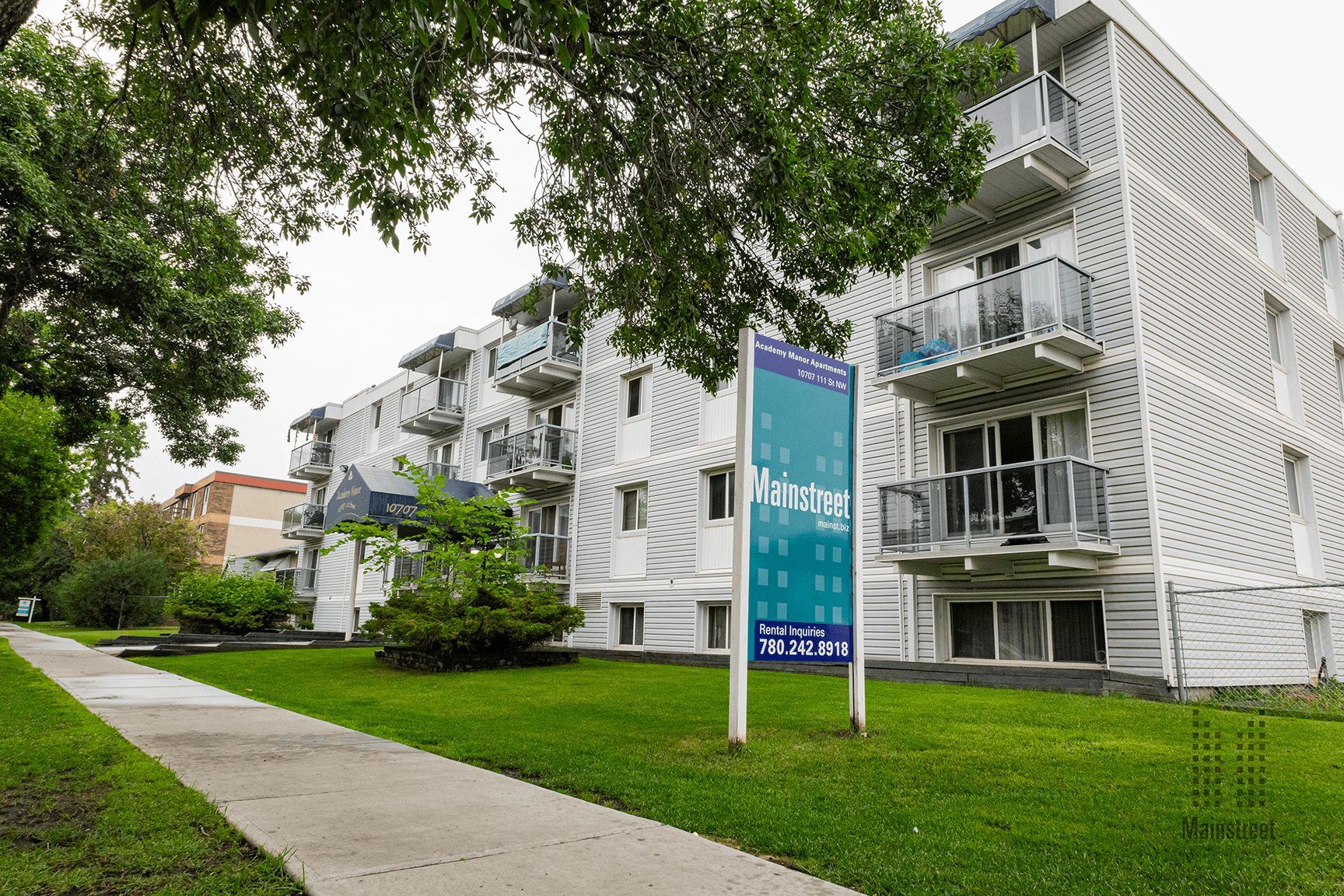 Academy Manor Apartments — 2 Bedroom - Photo 2