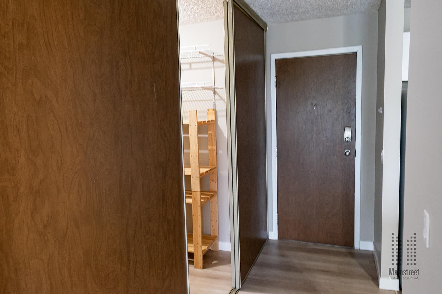 Donna Place — 1 bedroom - Photo 3
