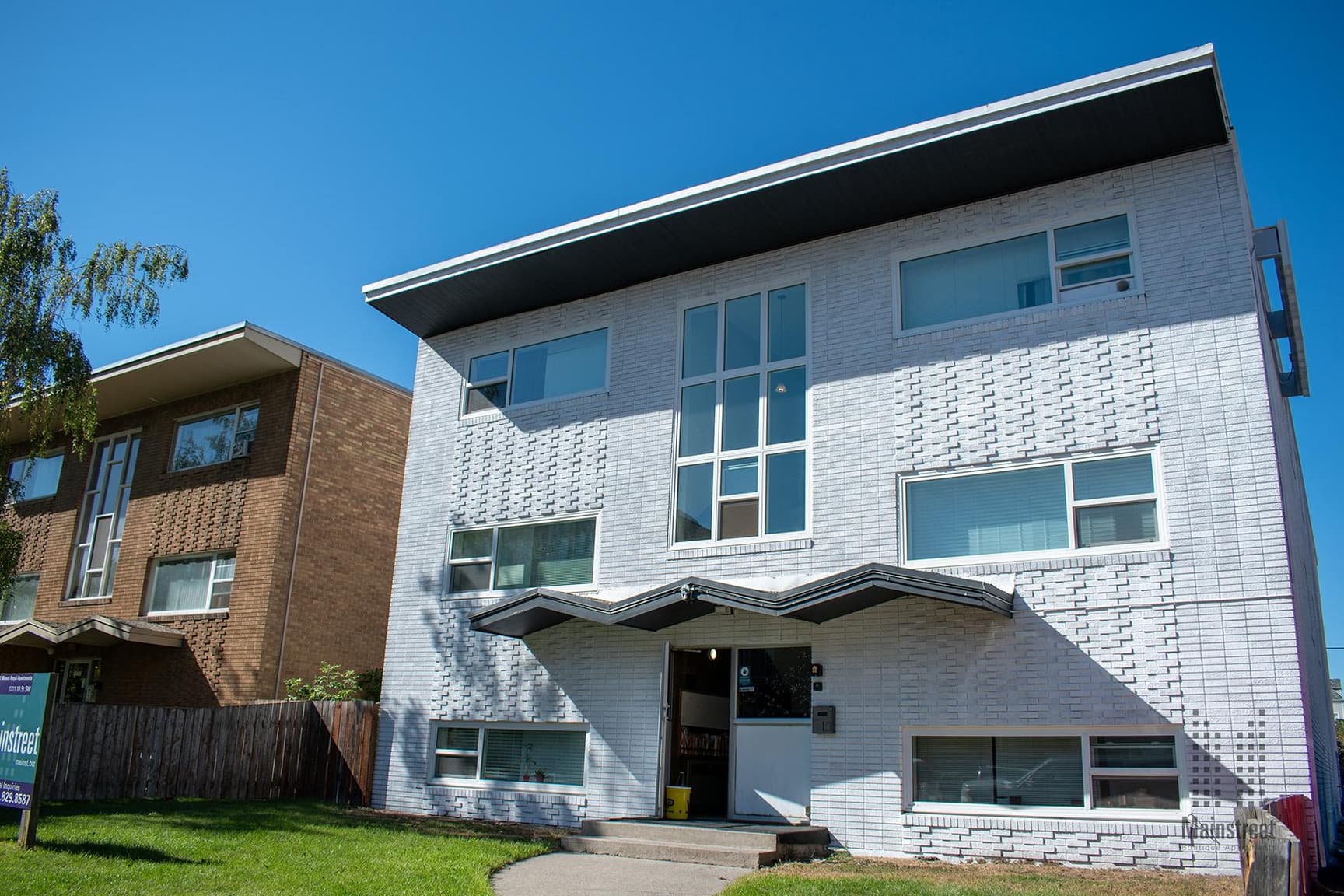 1711 Mount Royal Apartments — 1 Bedroom - Photo 3