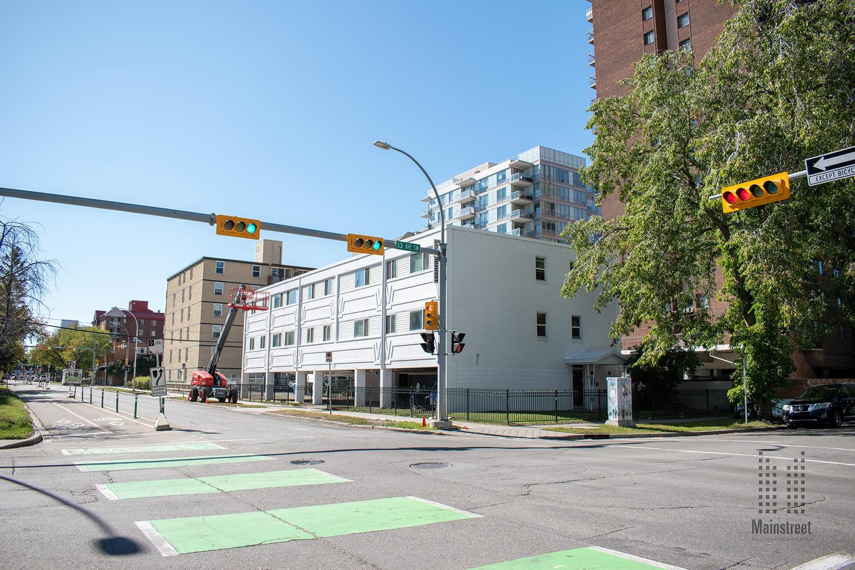 Central Beltline Apartments — 1 Bedroom - Photo 4