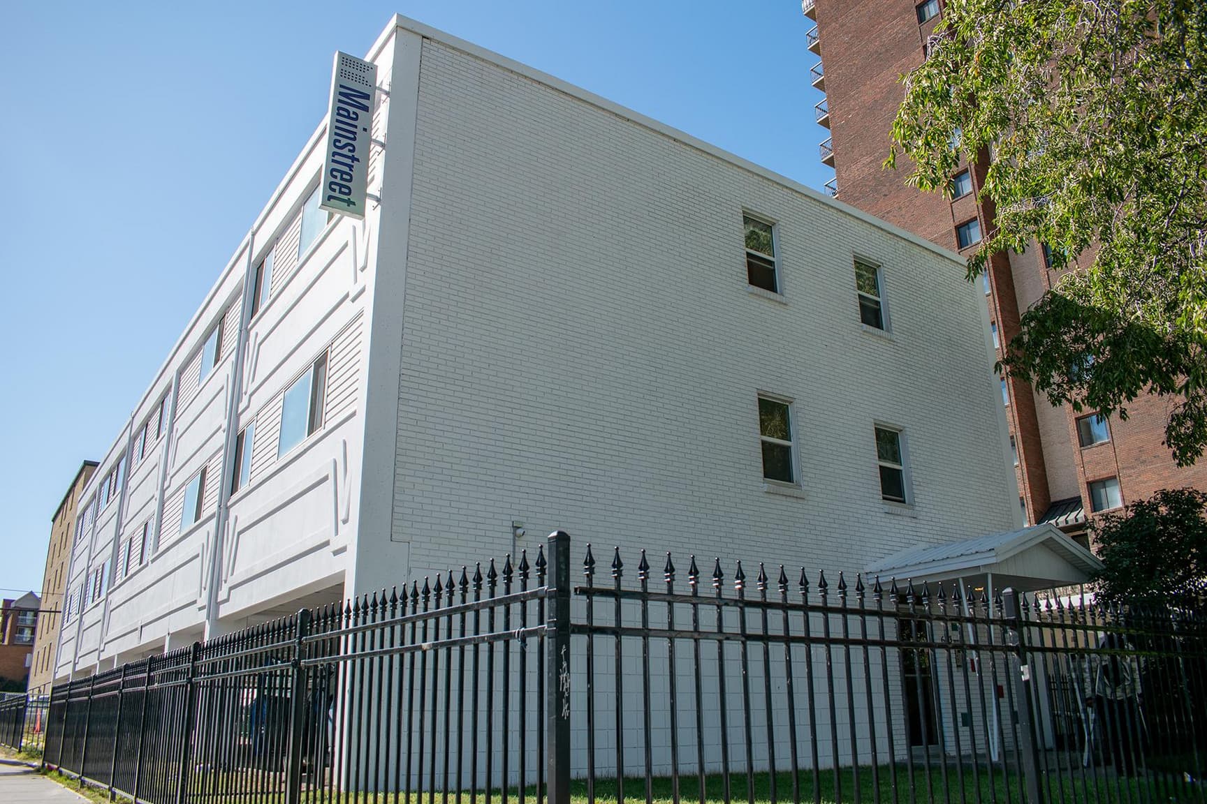 Central Beltline Apartments — 1 Bedroom - Photo 6