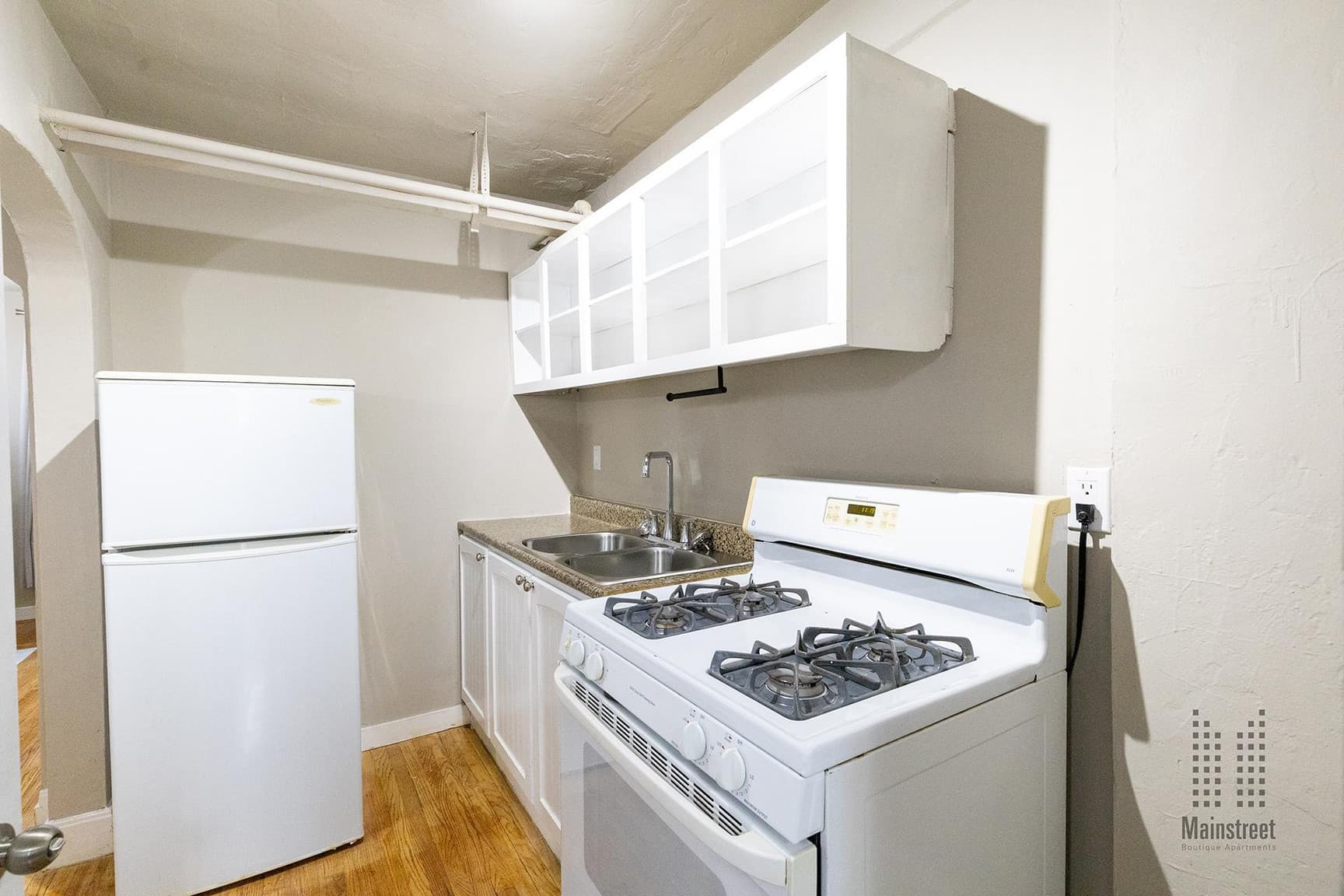 Mission on 2nd Apartments — 2 Bedroom - Photo 9