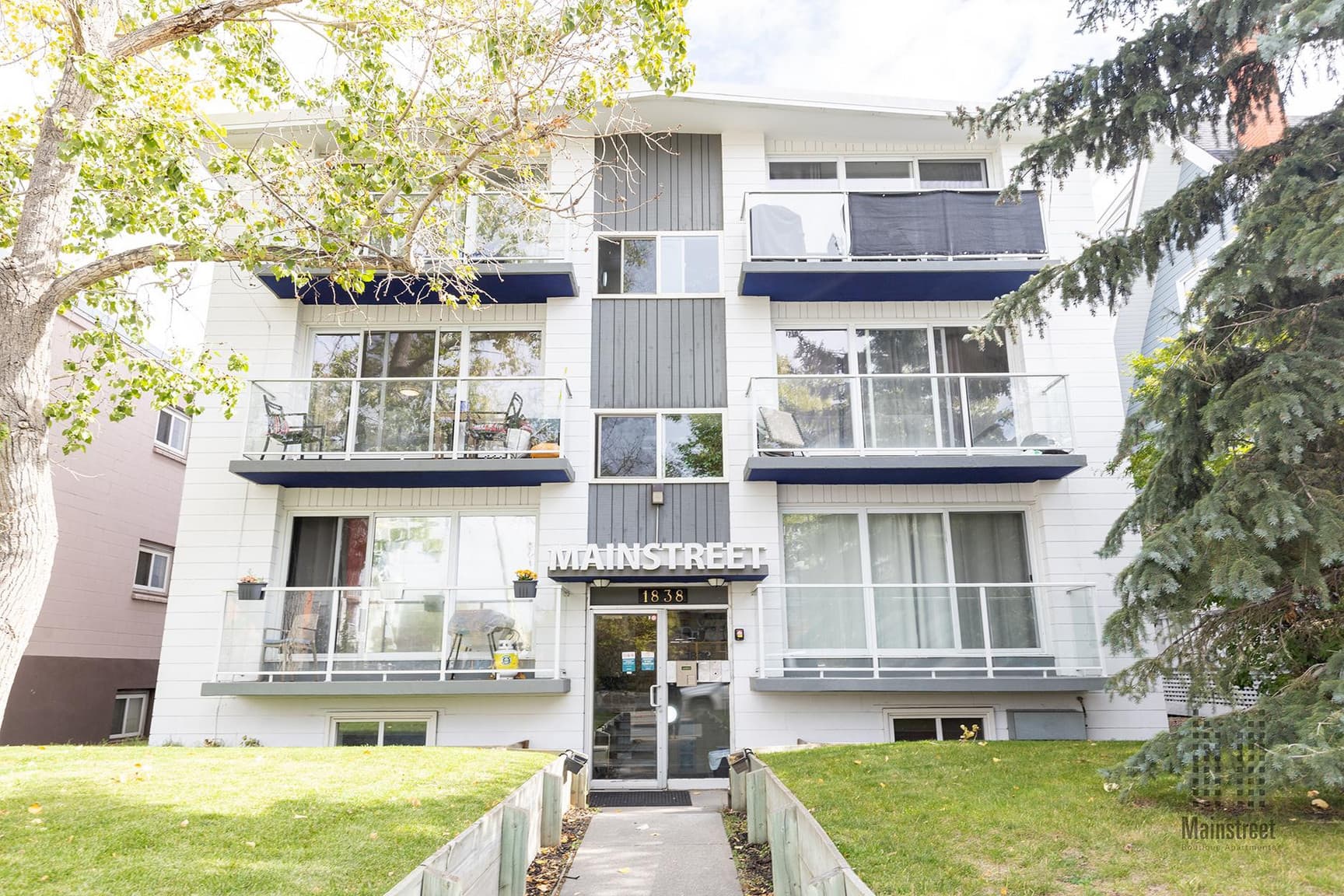 Mount Royal on 14th Apartments — Bachelor