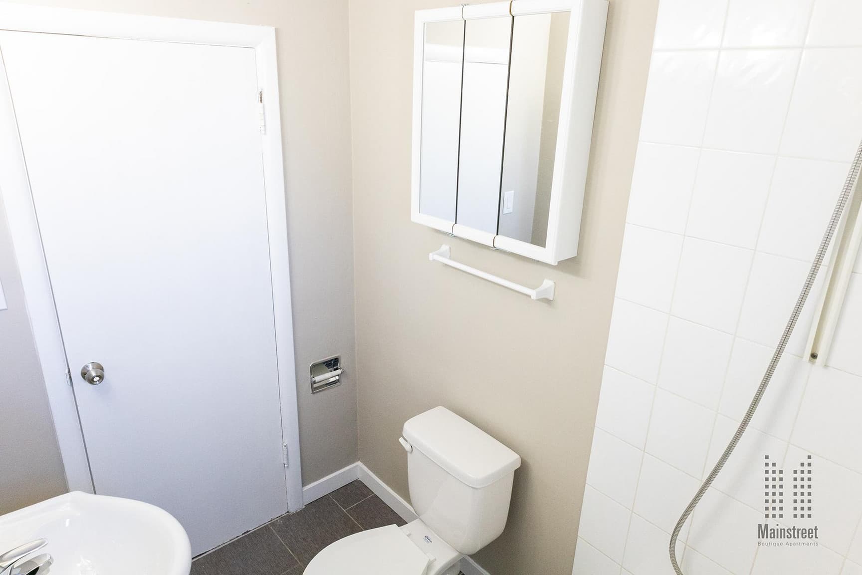 Mainstreet Marda Loop Apartments — Bachelor - Photo 6