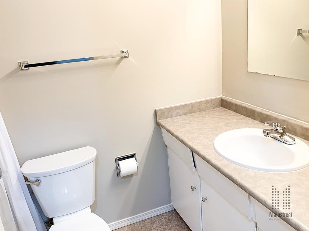 Mainstreet Garden Townhomes — 4 Bedroom - Photo 8
