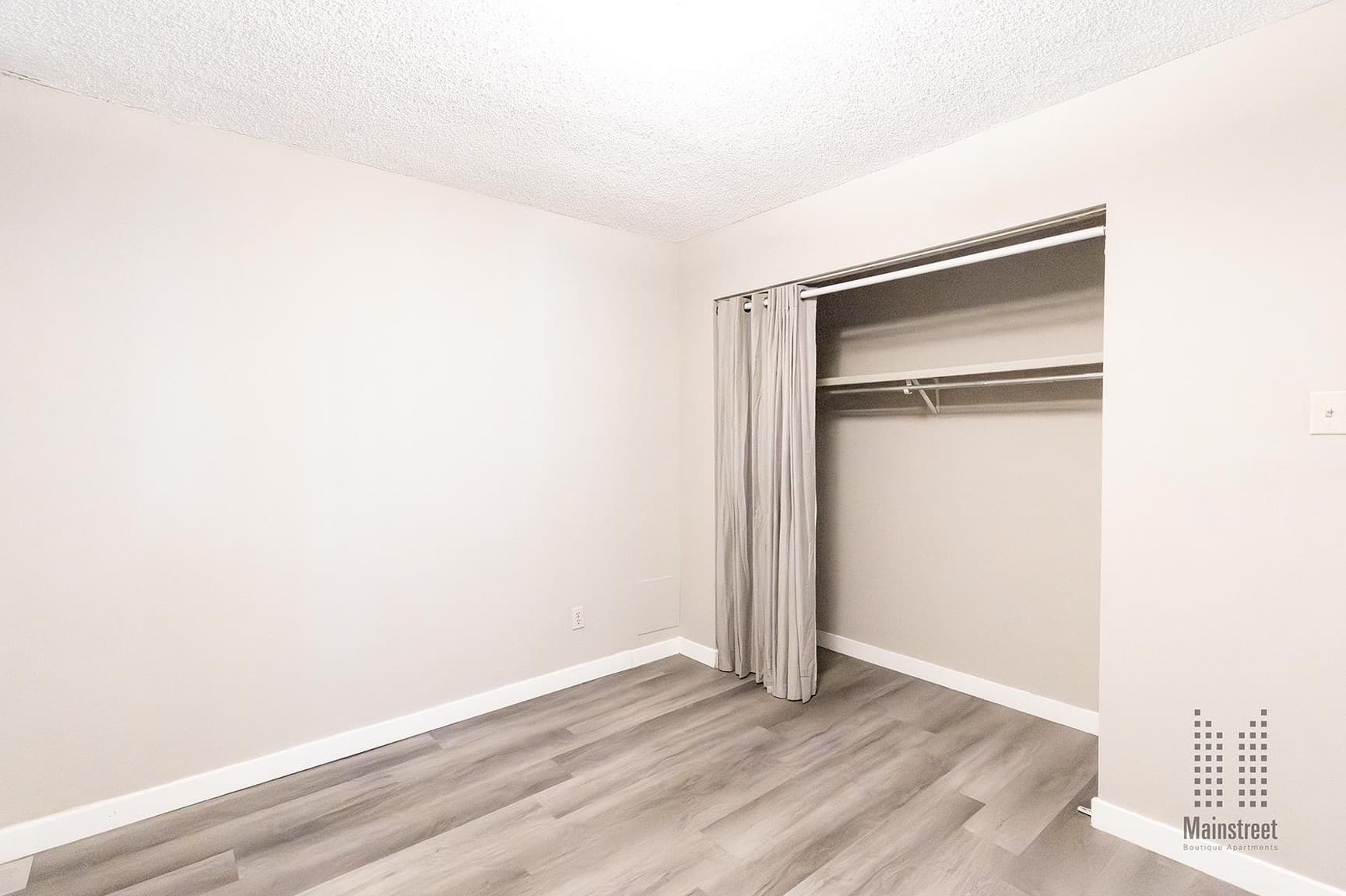 Crescent Heights Apartments — 1 Bedroom - Photo 17