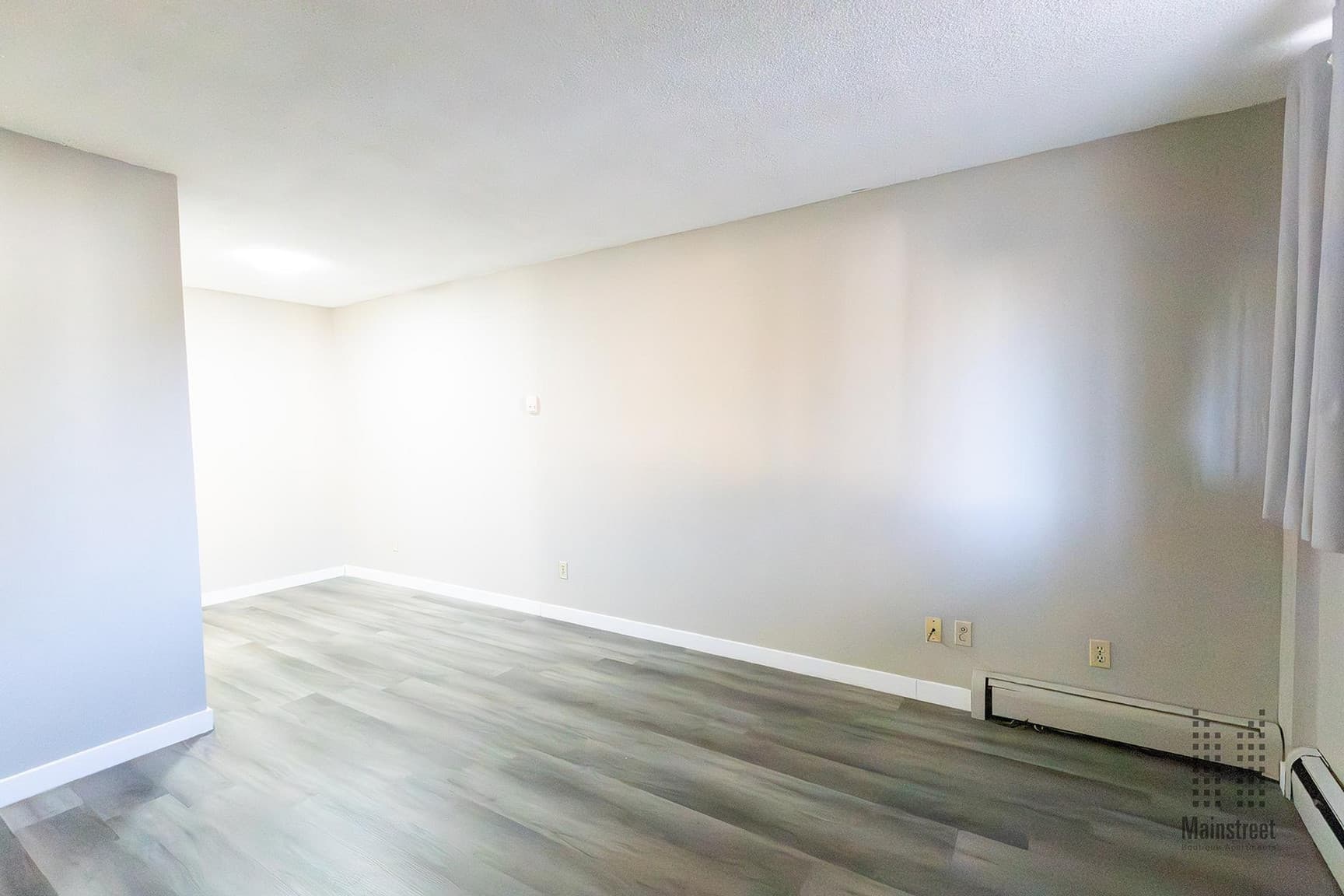 Crescent Heights Apartments — 1 Bedroom - Photo 19