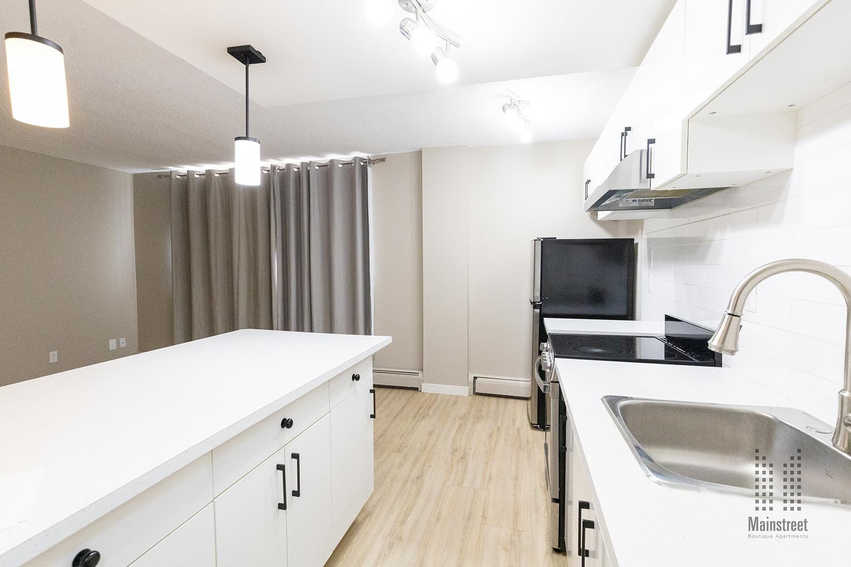 Crescent Heights Apartments — 1 Bedroom - Photo 26