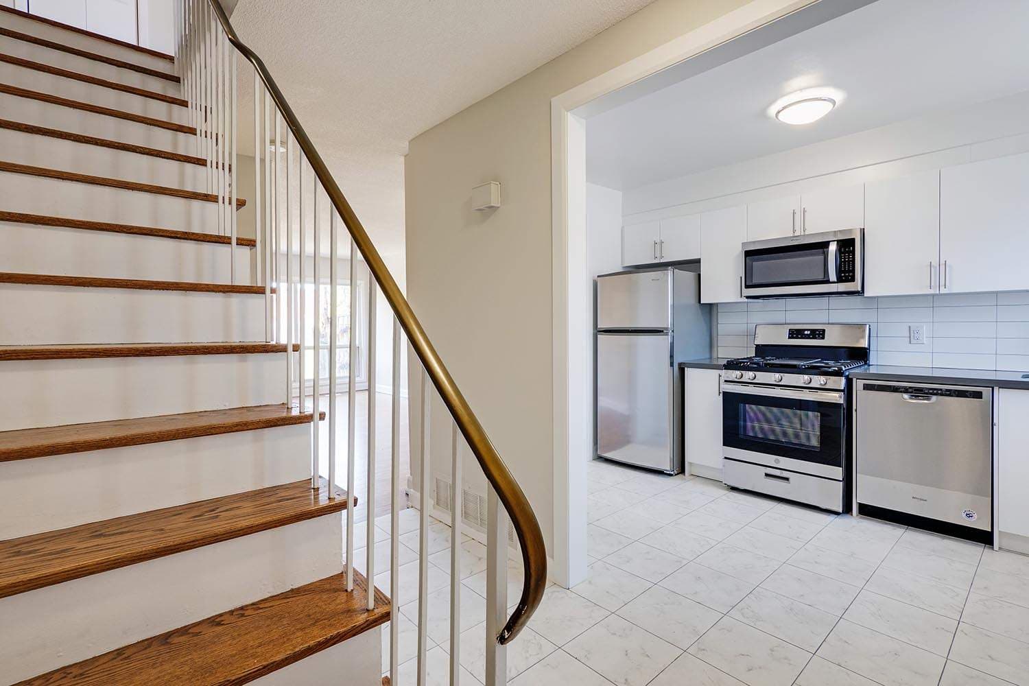 150 - 160 Cactus Avenue — 3 Bedroom - Photo 7