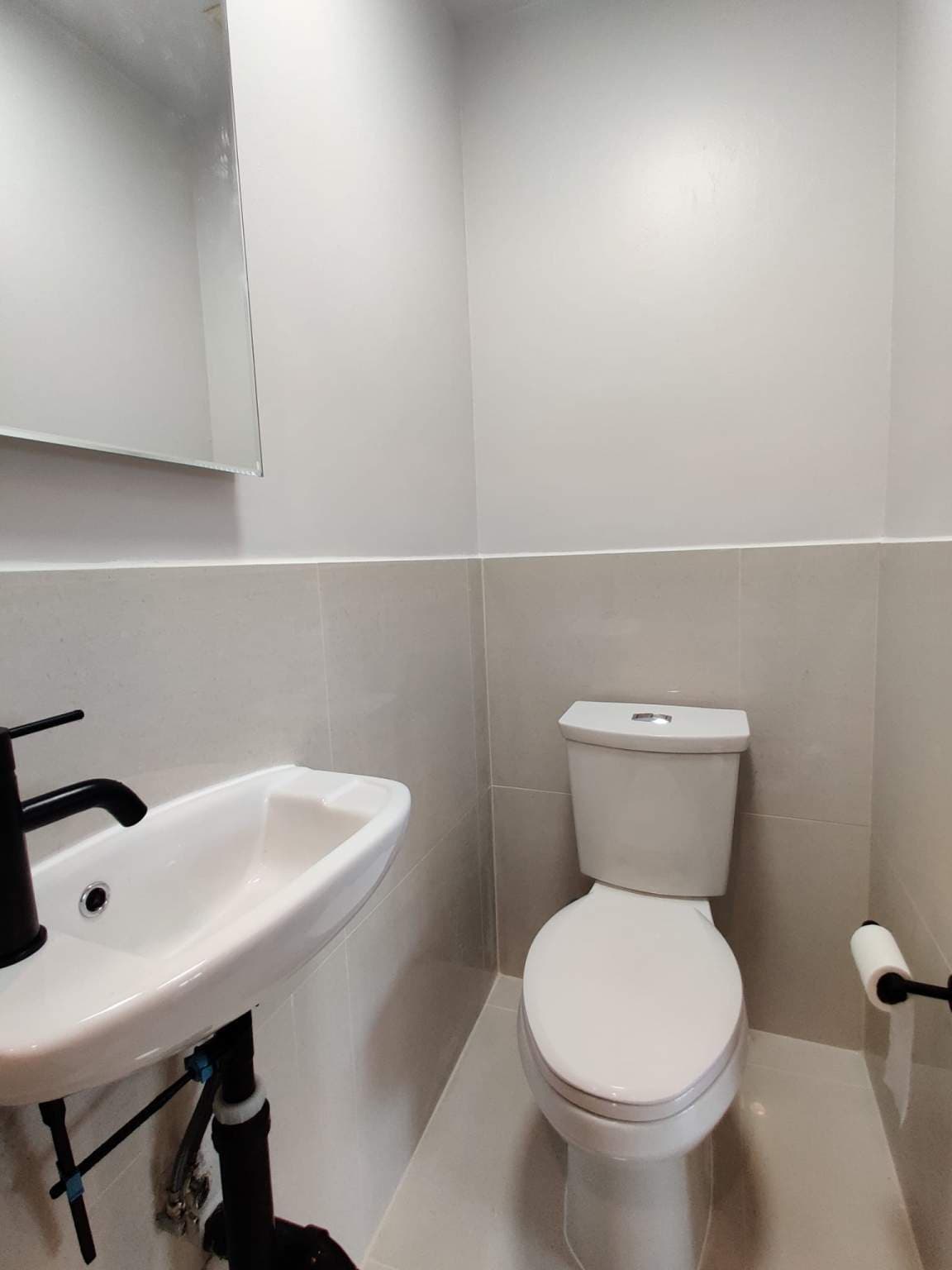 229 Carlton Street — Junior 1 Bedroom - Photo 5