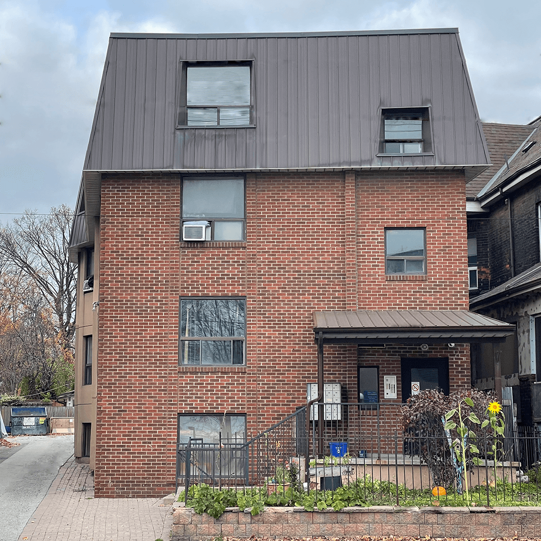 1510-1512 King St W — 1 Bedroom - Photo 6