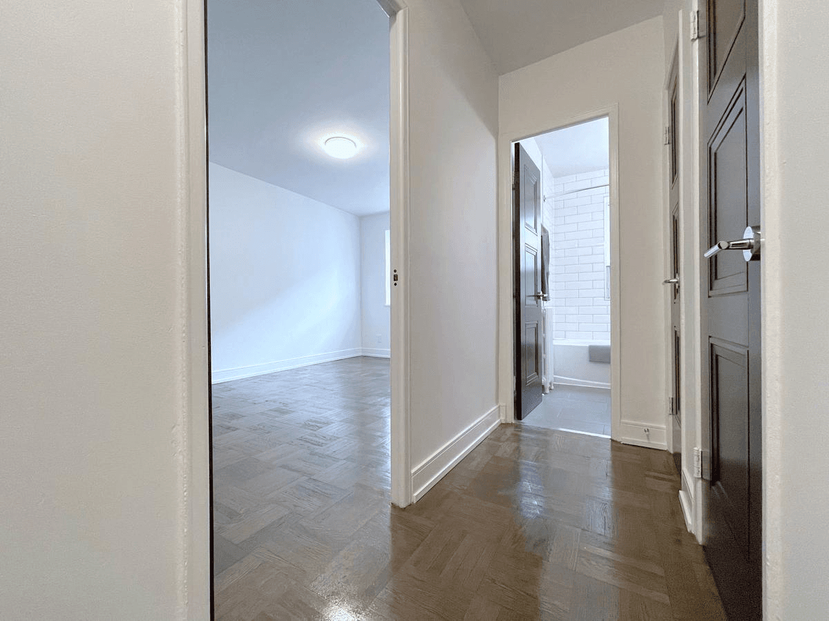 140 Kingston Road - Photo 18