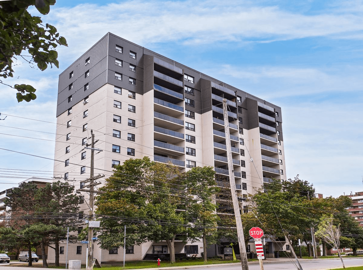 55 Park Street East — 1 Bedroom - Photo 10