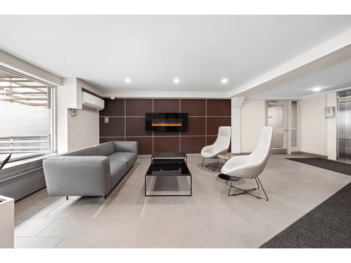 7 Elizabeth Street North — 2 Bedroom - Photo 18