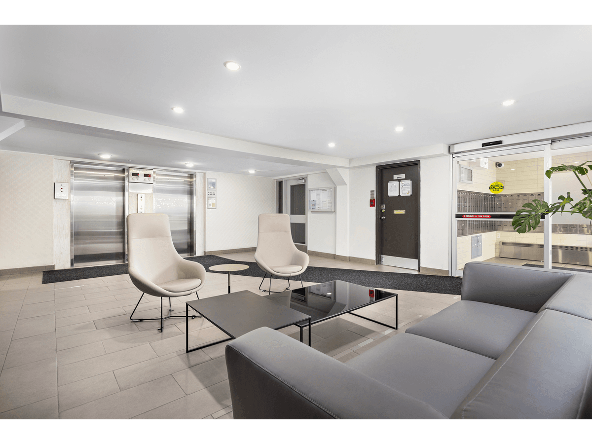 7 Elizabeth Street North — 2 Bedroom - Photo 22