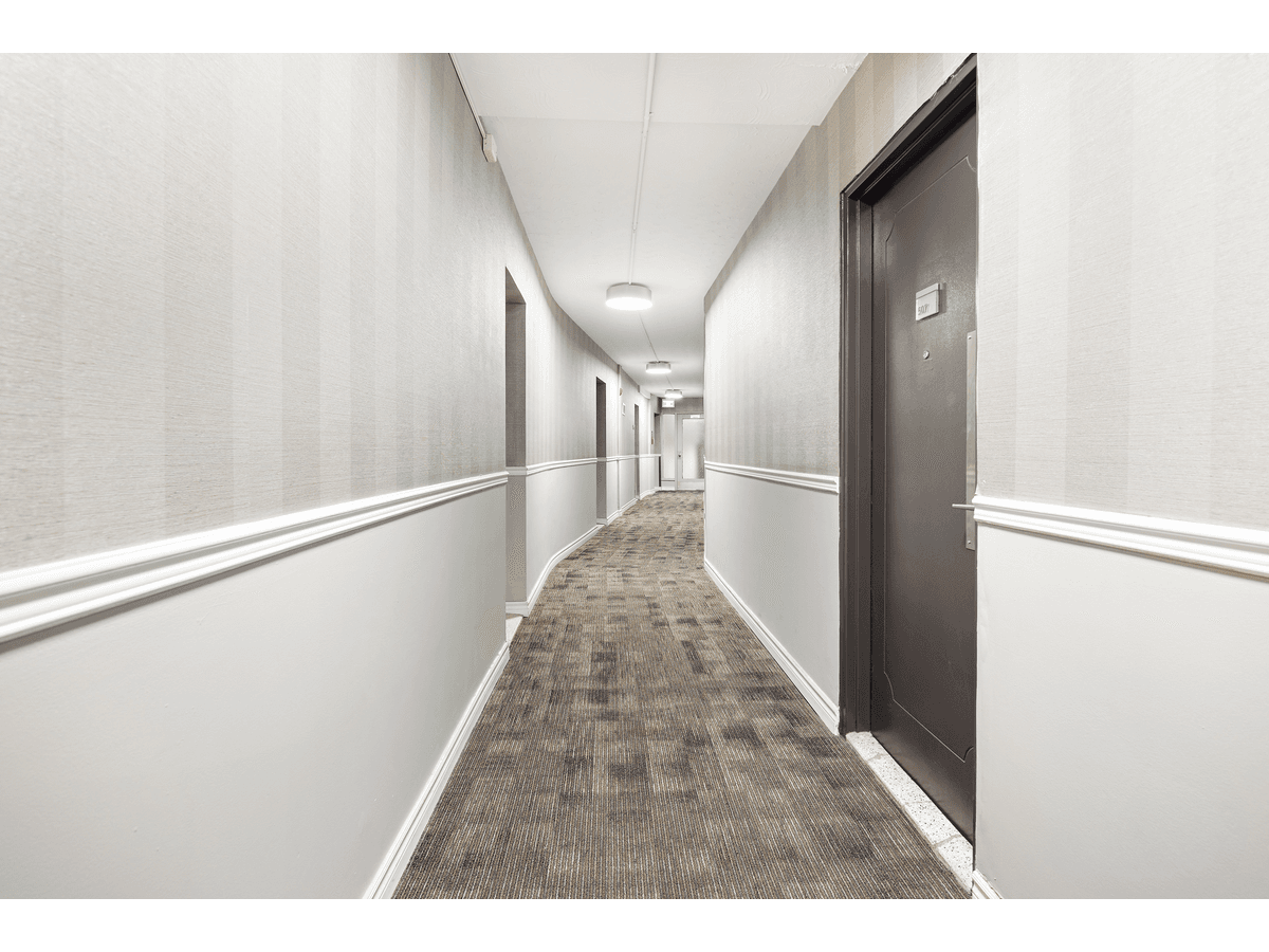7 Elizabeth Street North — 2 Bedroom - Photo 28