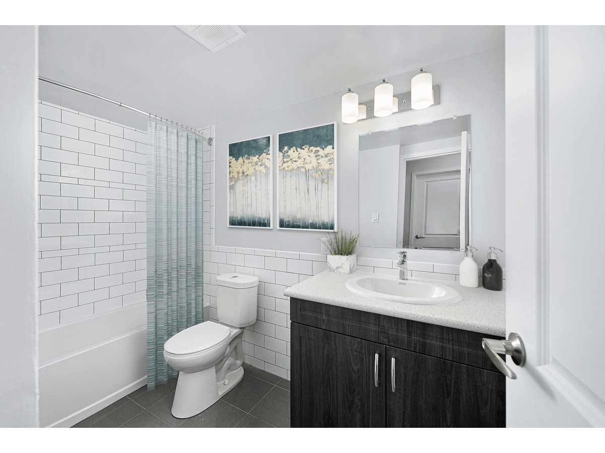 2360 Birchmount Road — 2 Bedrooms Large - Photo 11