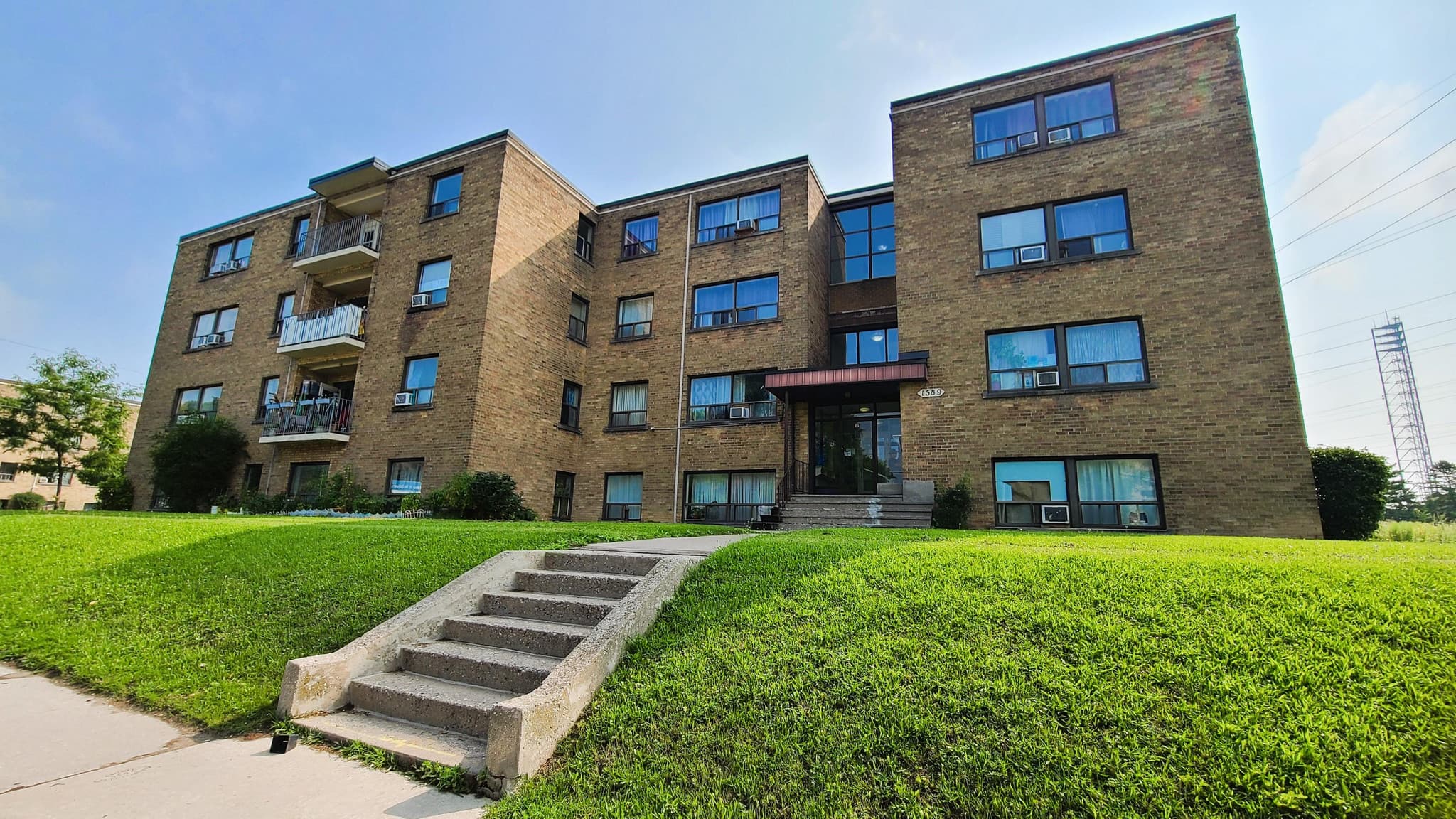 1589–1607 Victoria Park Ave — 1 Bedroom - Photo 16