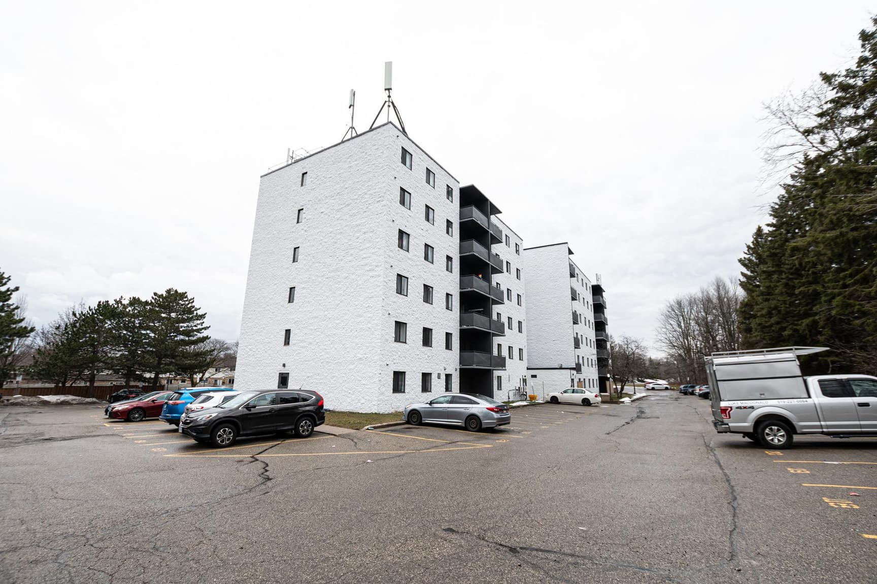 550 Westmount Road West — 2 Bedroom - Photo 9