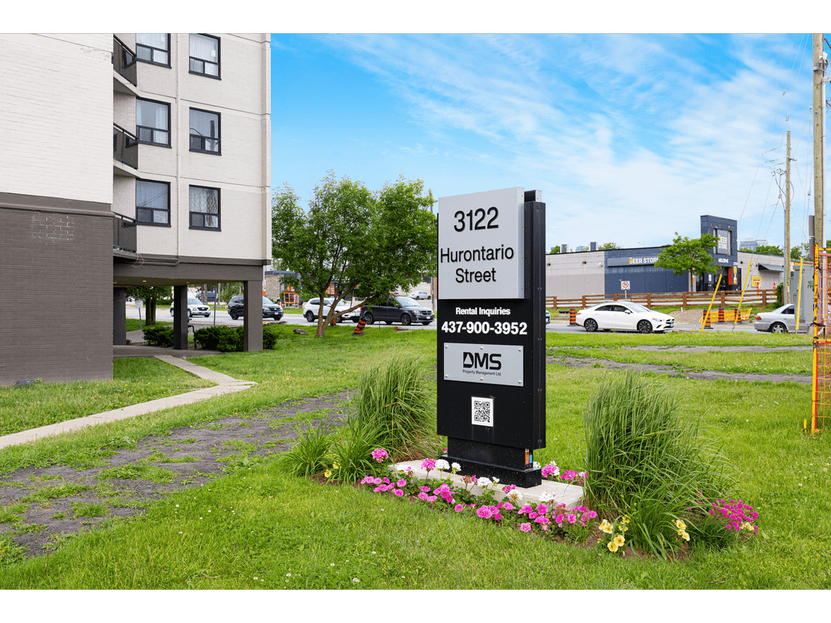 3122 Hurontario Street — 2 Bedroom - Photo 7