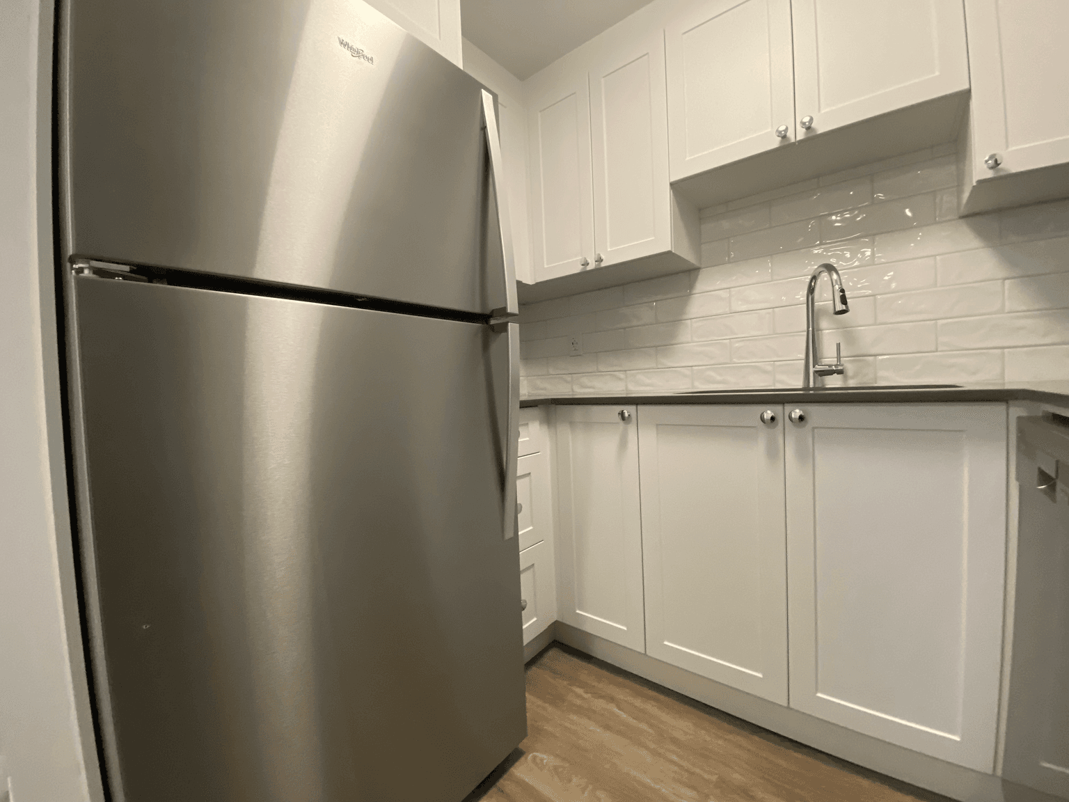 121 Dudhope Avenue — 2 Bedroom - Photo 11
