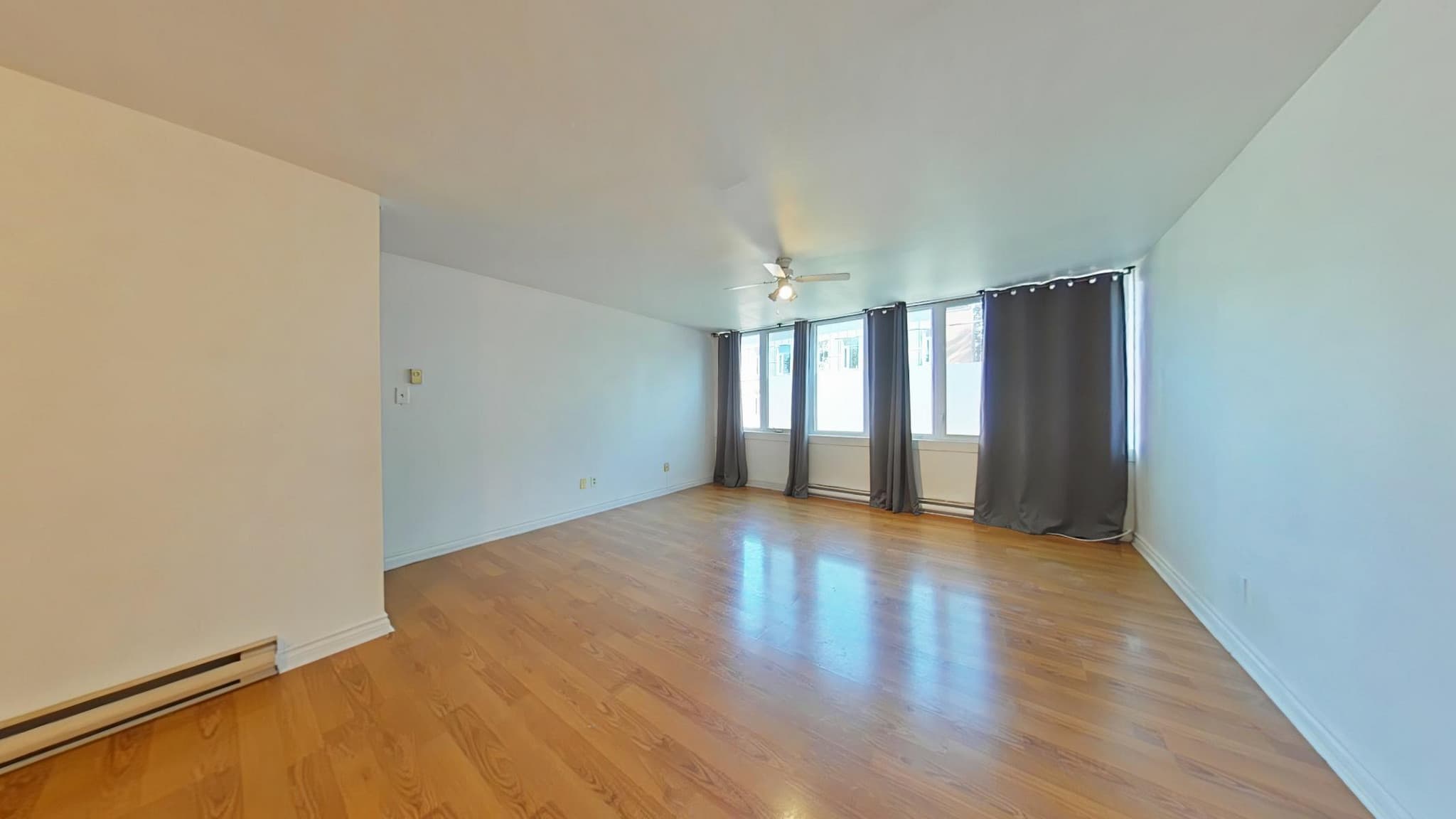 998 Queen Street East — 1 Bedroom - Photo 10