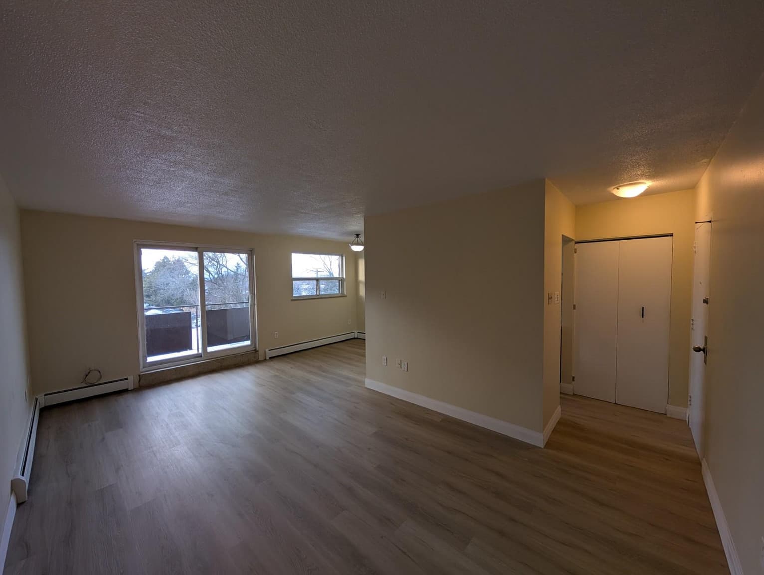 2685 King Street East — 2 Bedroom - Photo 5