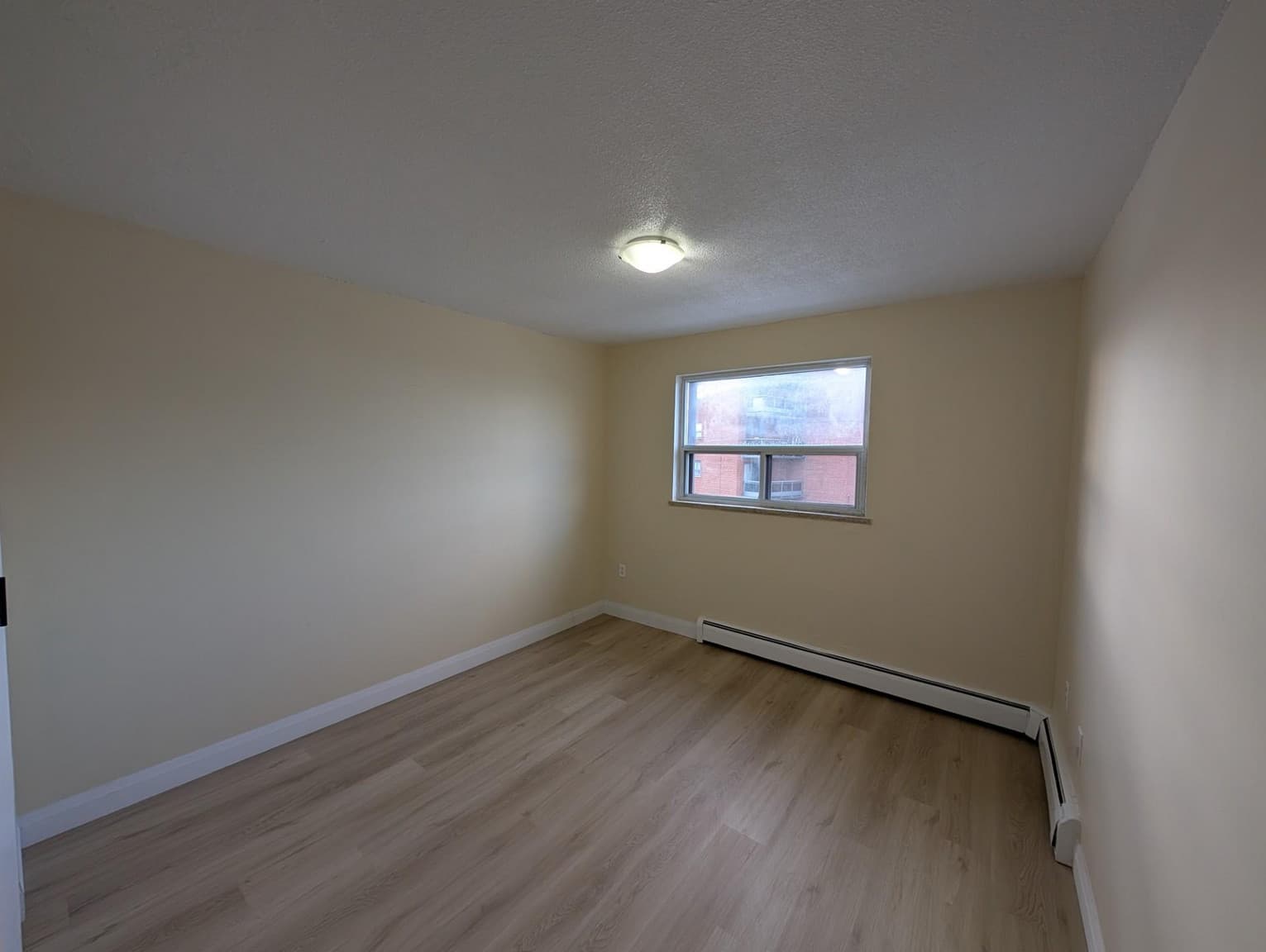 2685 King Street East — 2 Bedroom - Photo 7