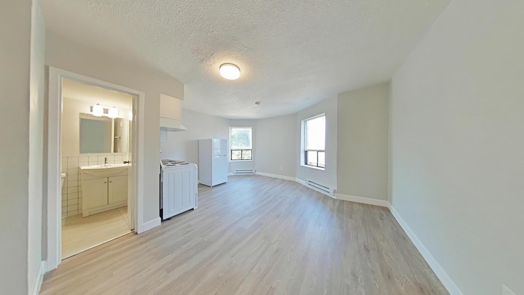 1510-1512 King St W — 1 Bedroom - Photo 4