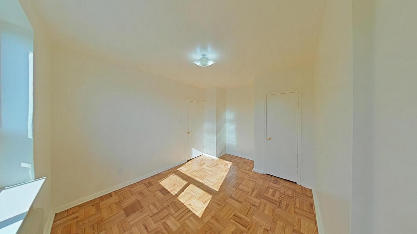 1589–1607 Victoria Park Ave — 1 Bedroom - Photo 13