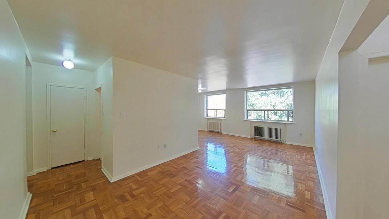 1589–1607 Victoria Park Ave — 1 Bedroom - Photo 5