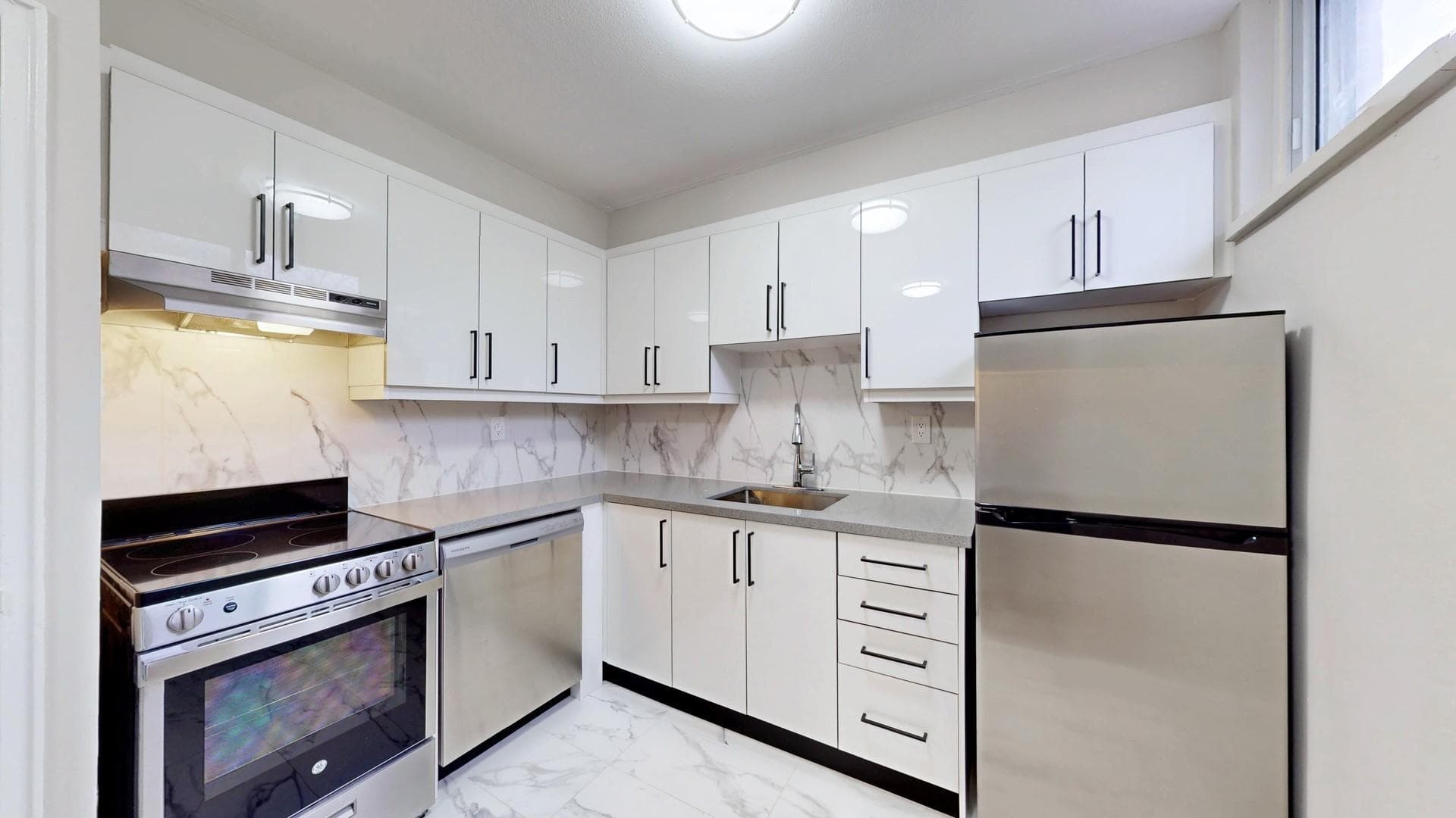 345 Merton Street — Bachelor - Photo 10