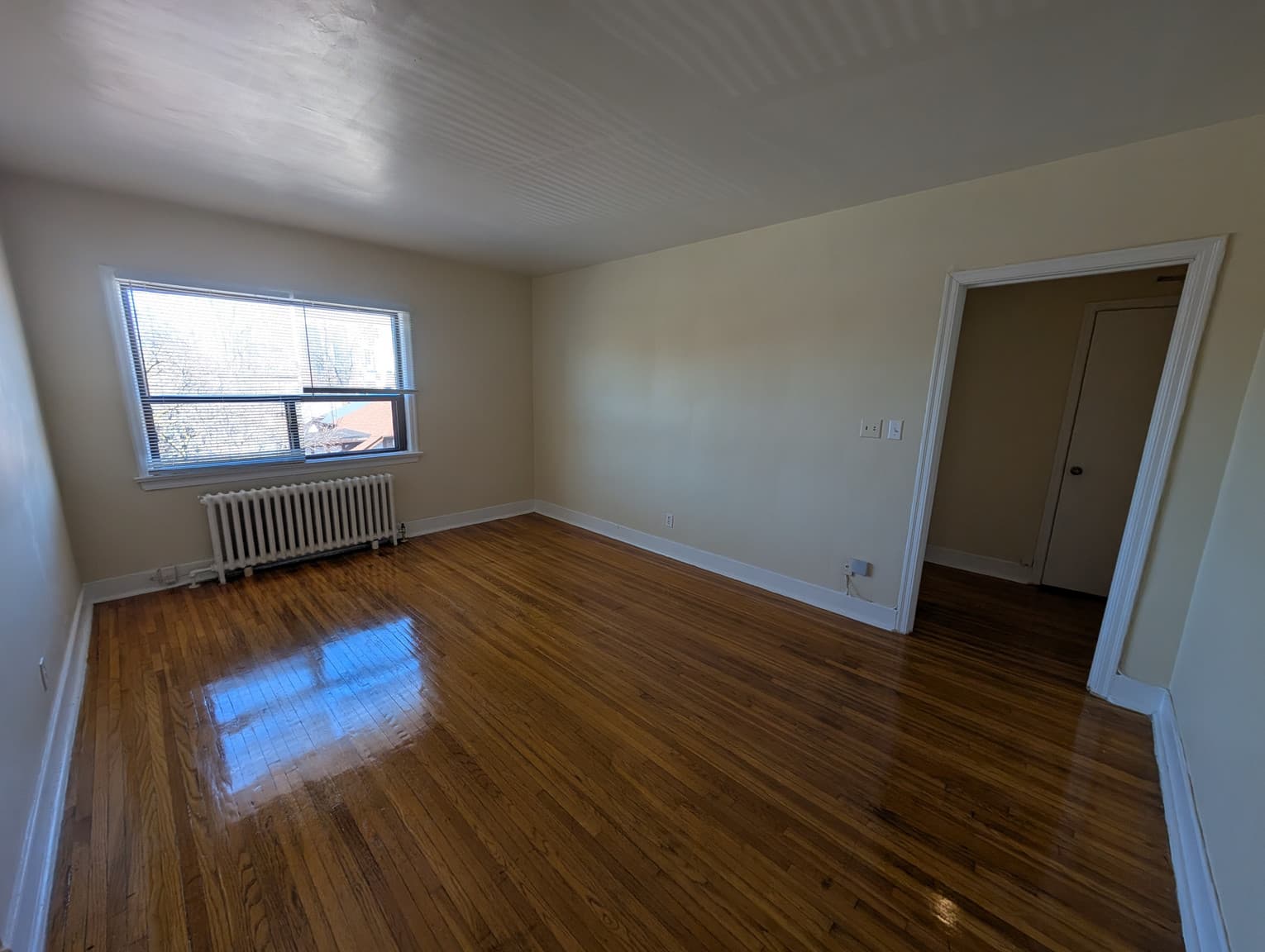 2532 Lake Shore Boulevard West — Bachelor - Photo 6