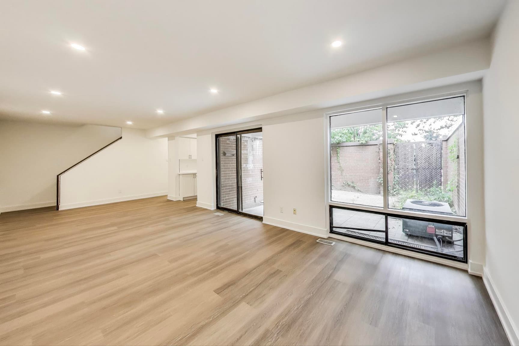 390 - 400 Woodsworth Road — 2 bedroom - Photo 4