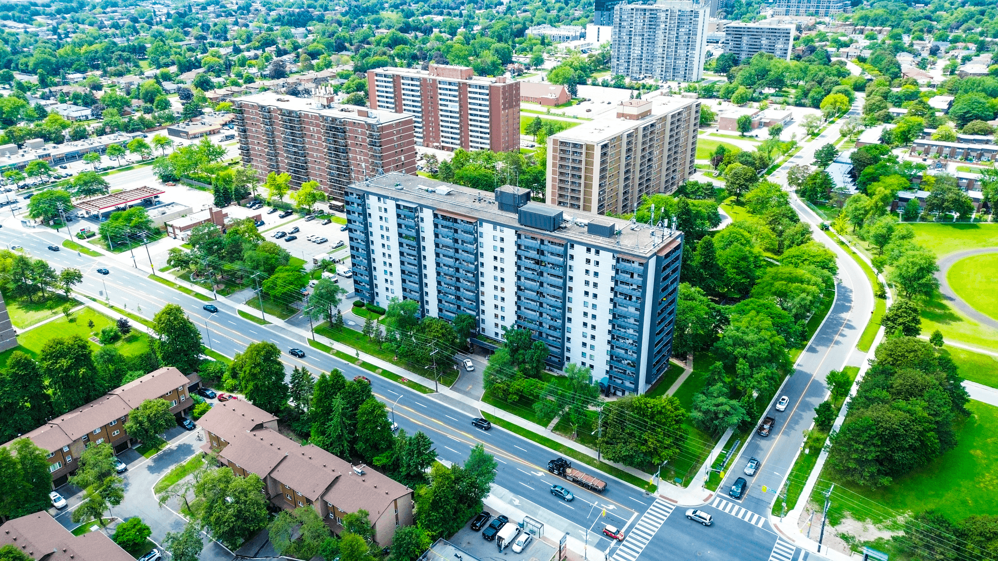 2360 Birchmount Road — 2 Bedrooms Large - Photo 3