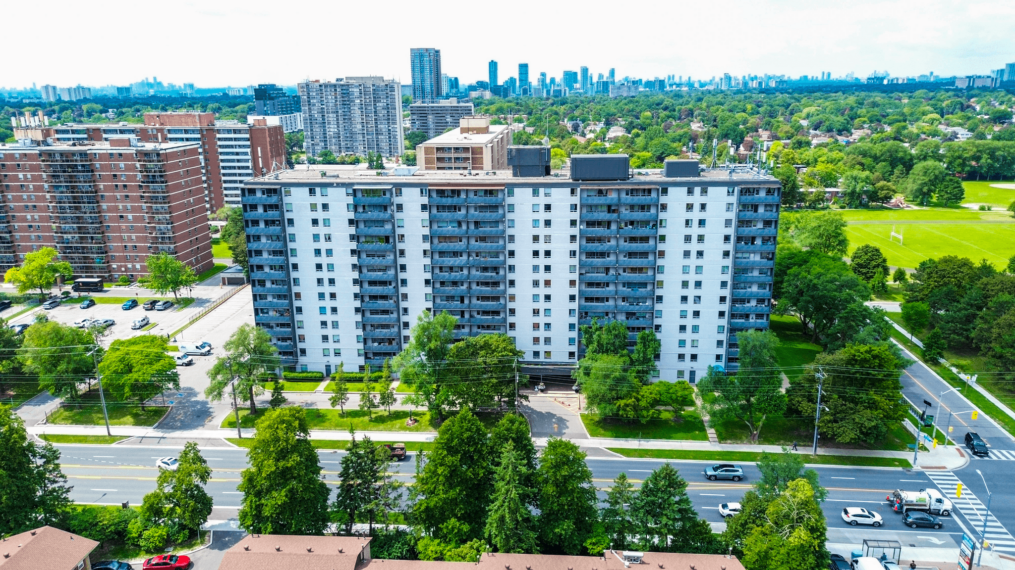 2360 Birchmount Road — 2 Bedrooms Large - Photo 5