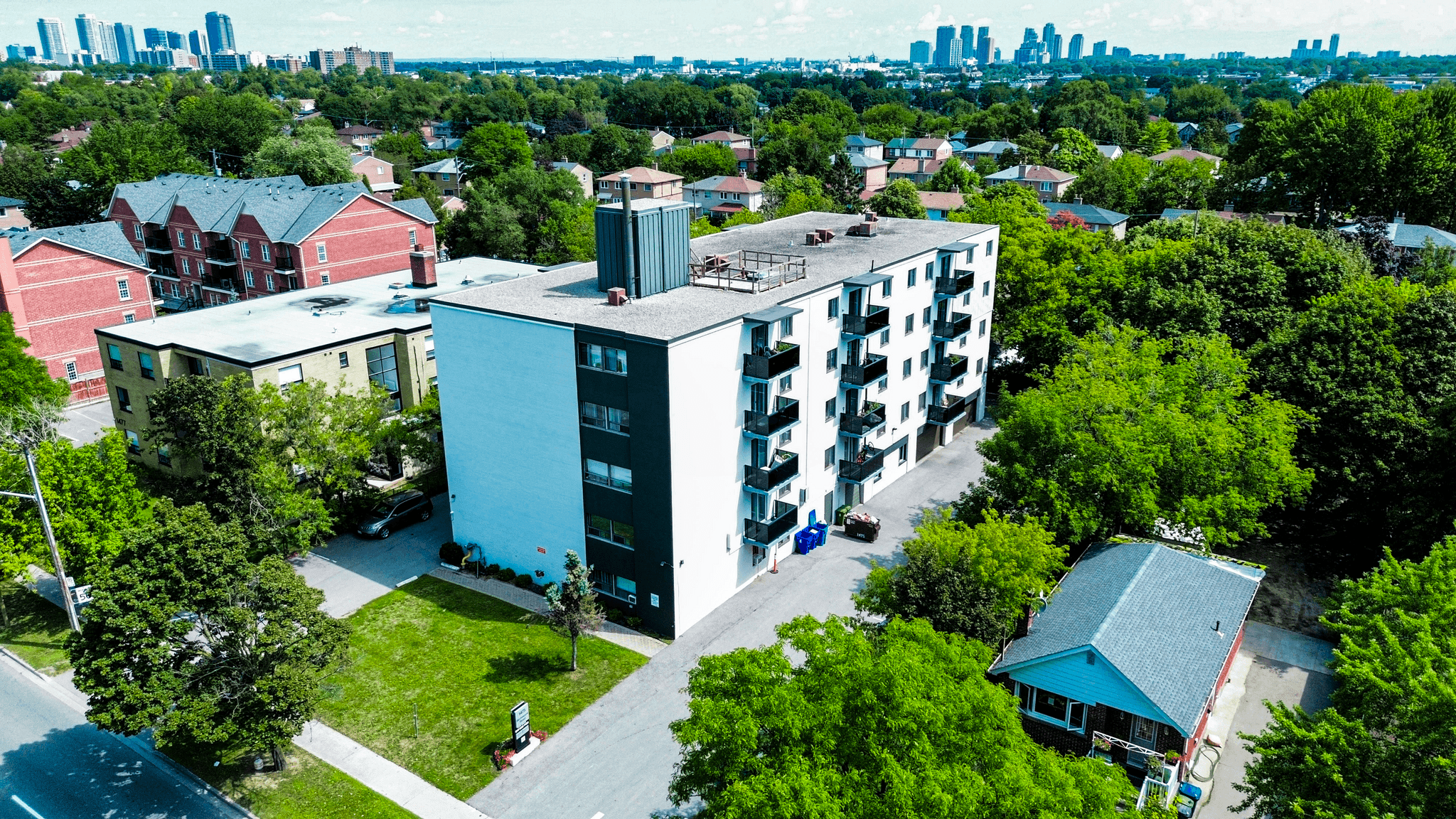 1475 Birchmount Road - Photo 1