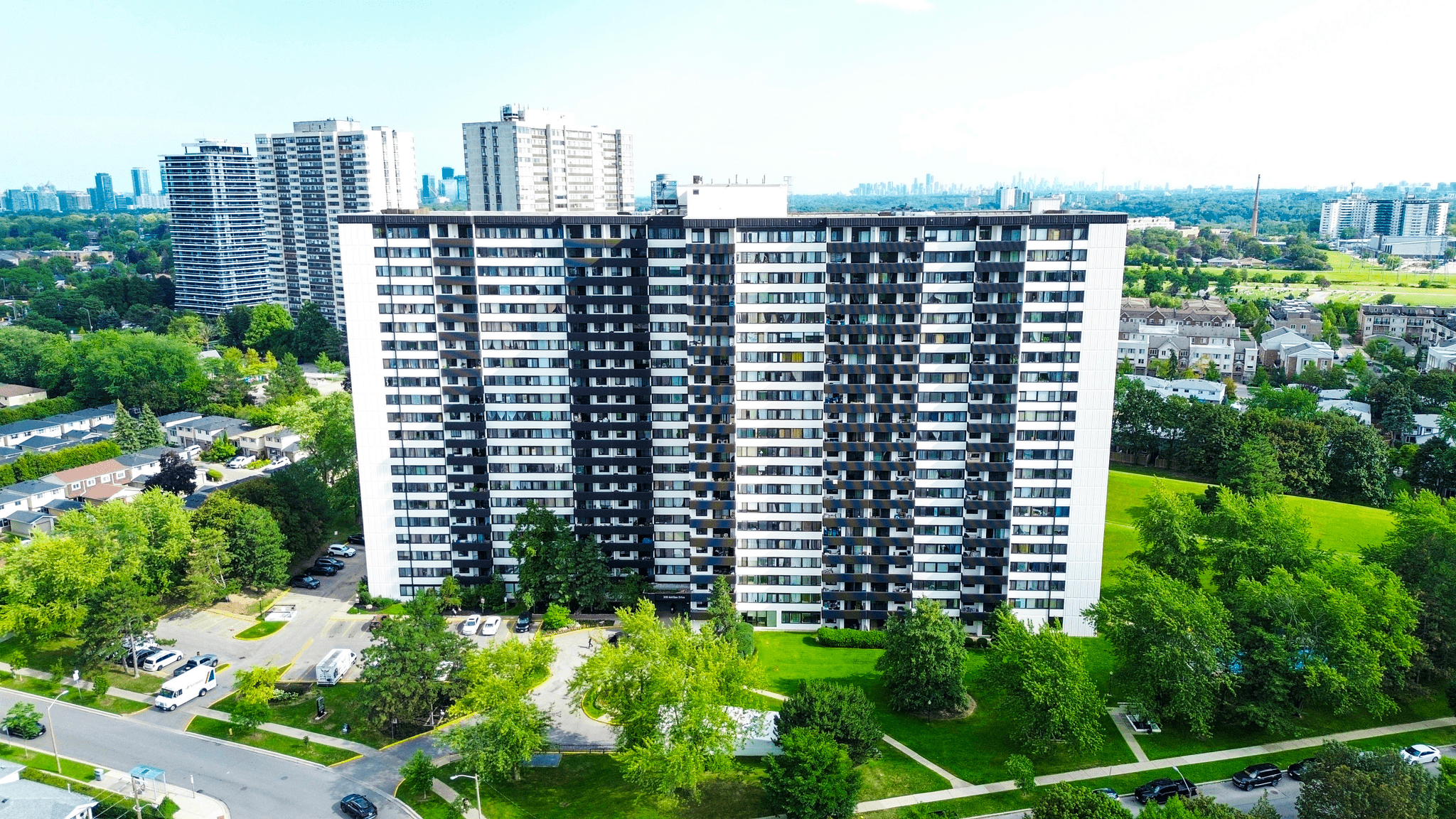 300 Antibes Drive — 2 Bedroom - Photo 3
