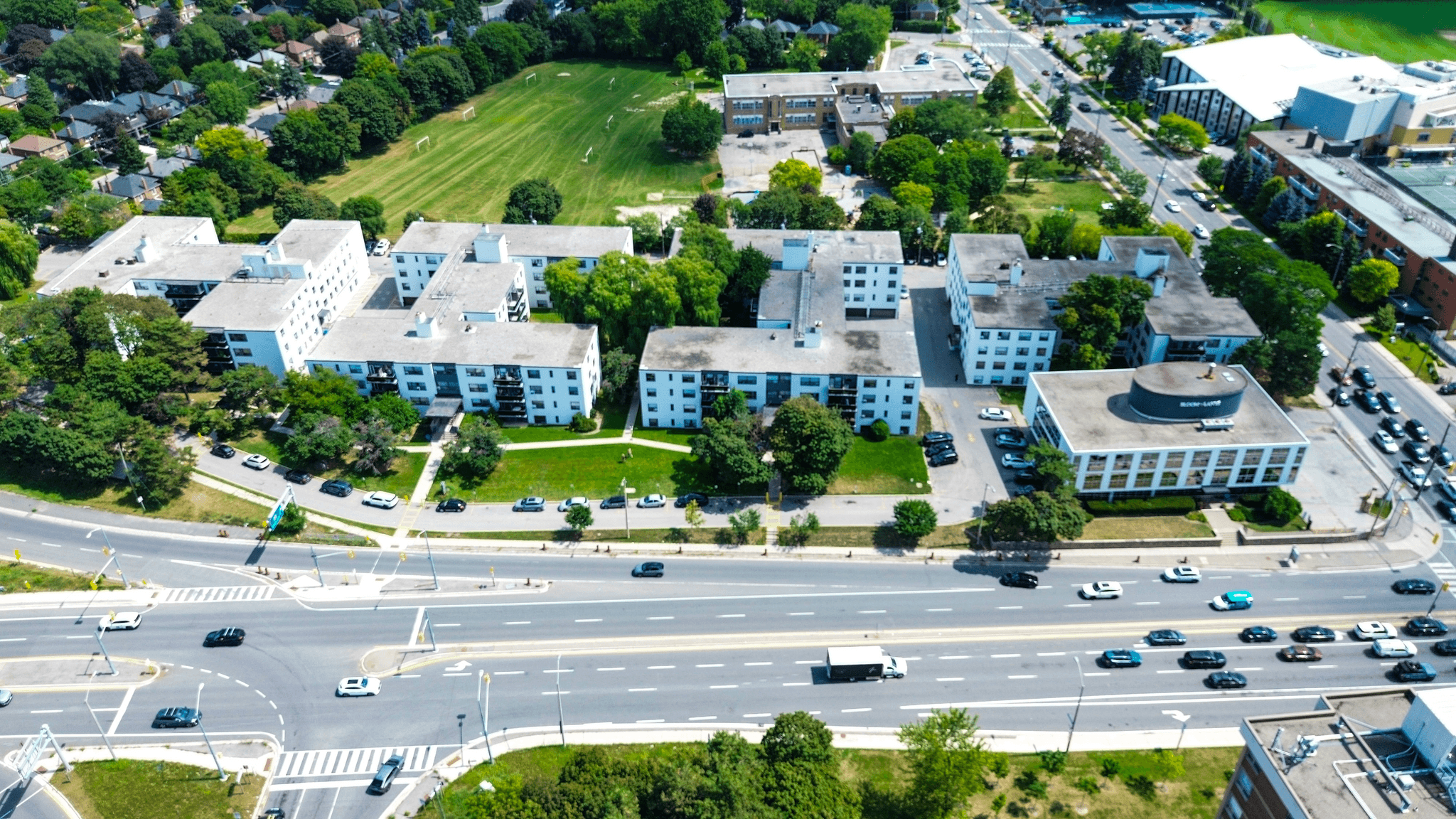 2175 Avenue Road - Photo 3