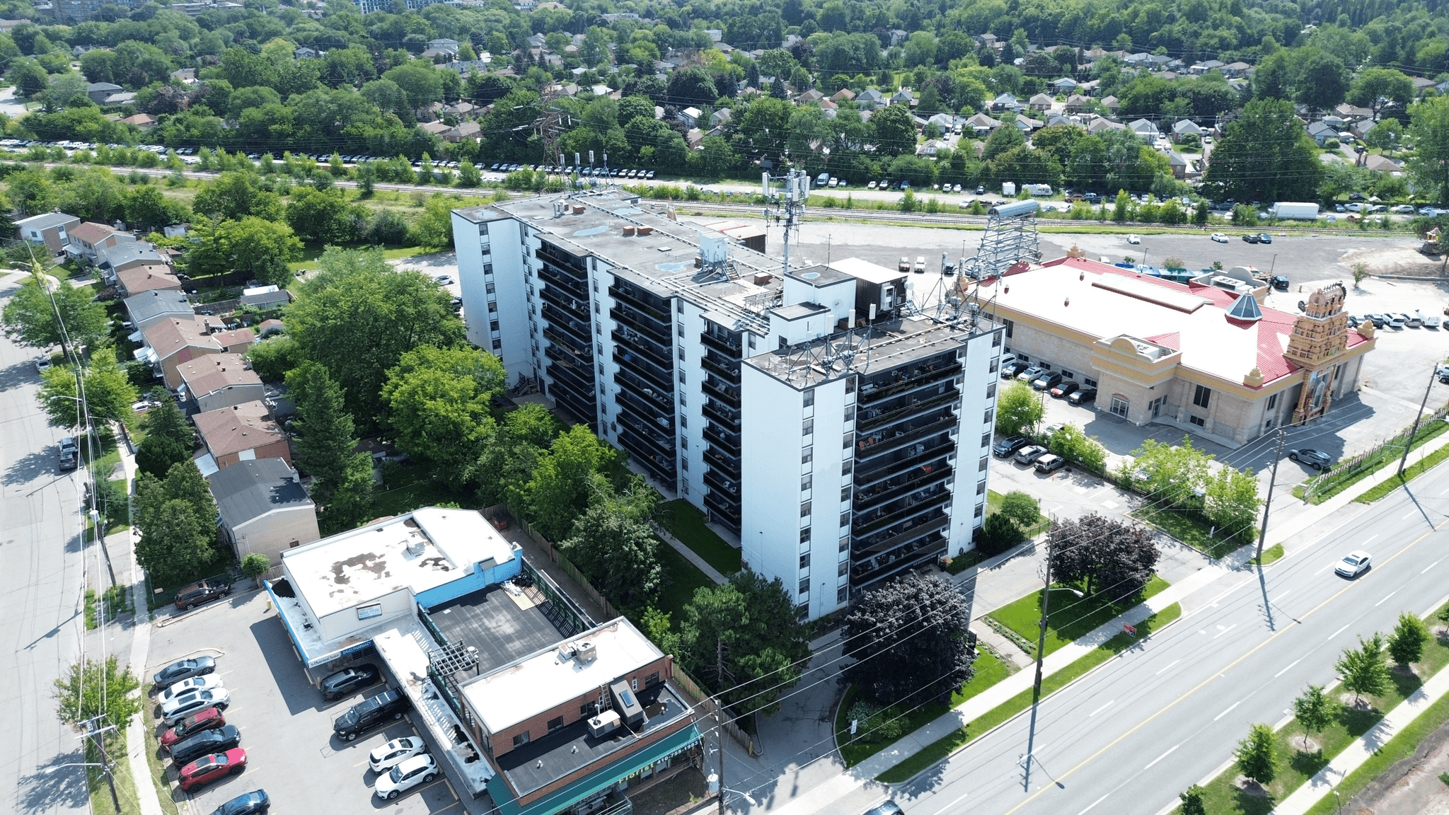 739 Birchmount Road — 1 Bedroom - Photo 2