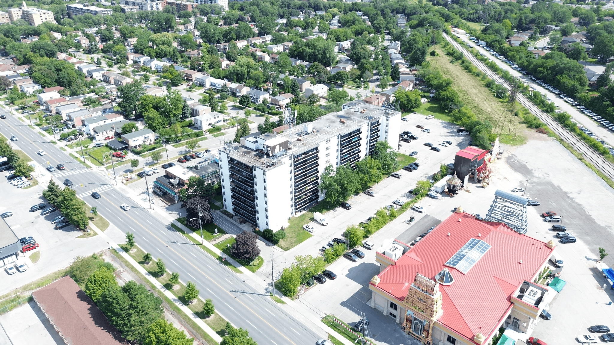 739 Birchmount Road — 1 Bedroom - Photo 12