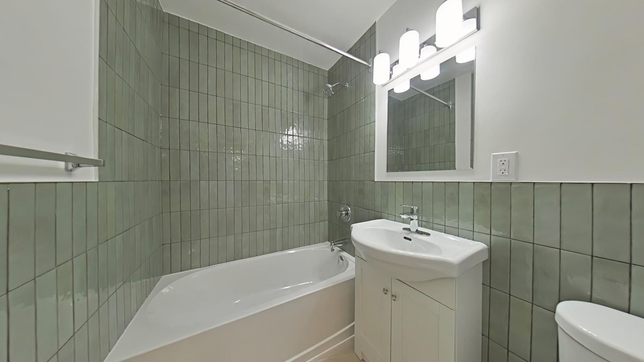 2-6 The Donway East — 1 Bedroom - Photo 6