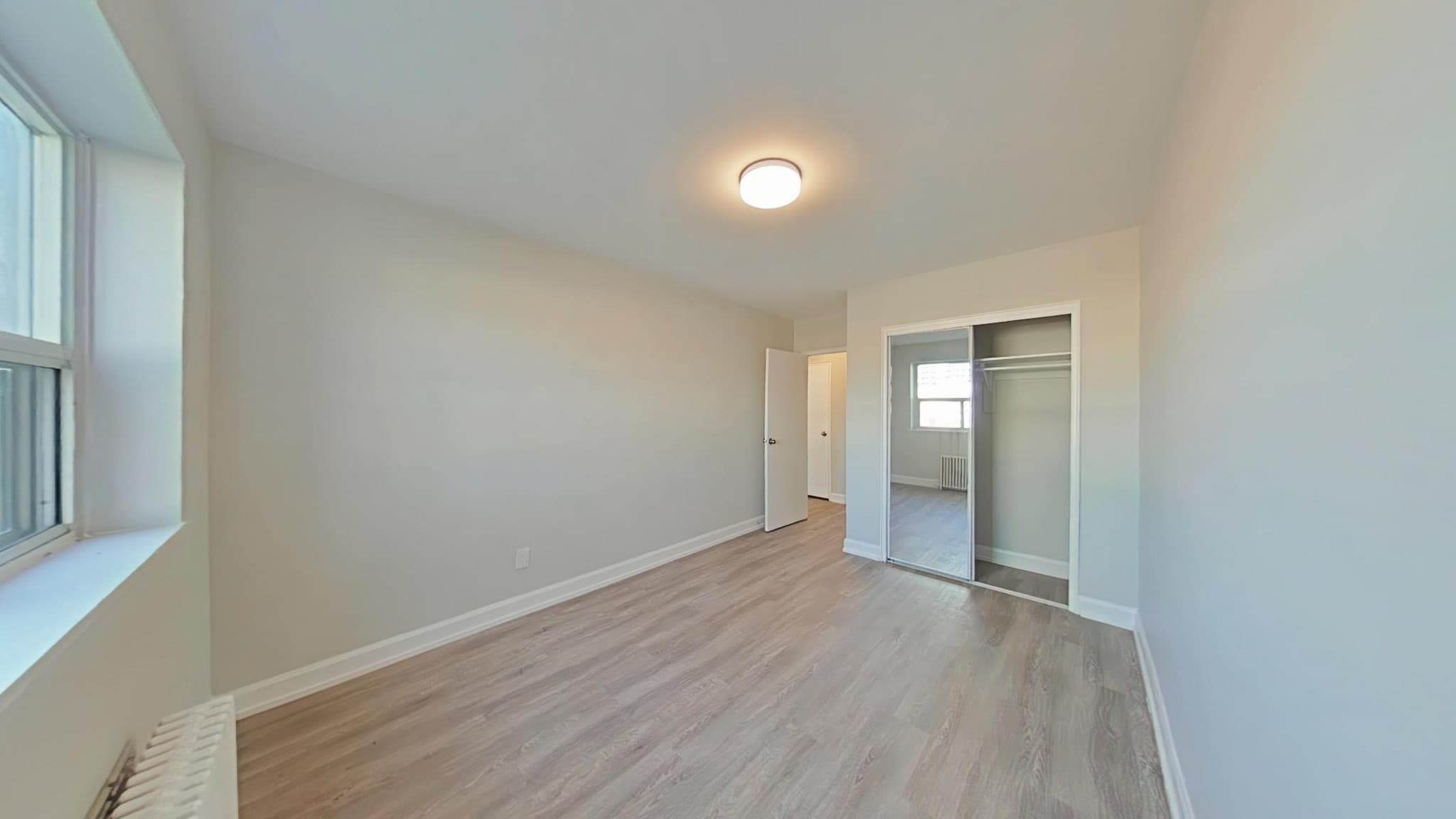 2-6 The Donway East — 1 Bedroom - Photo 11